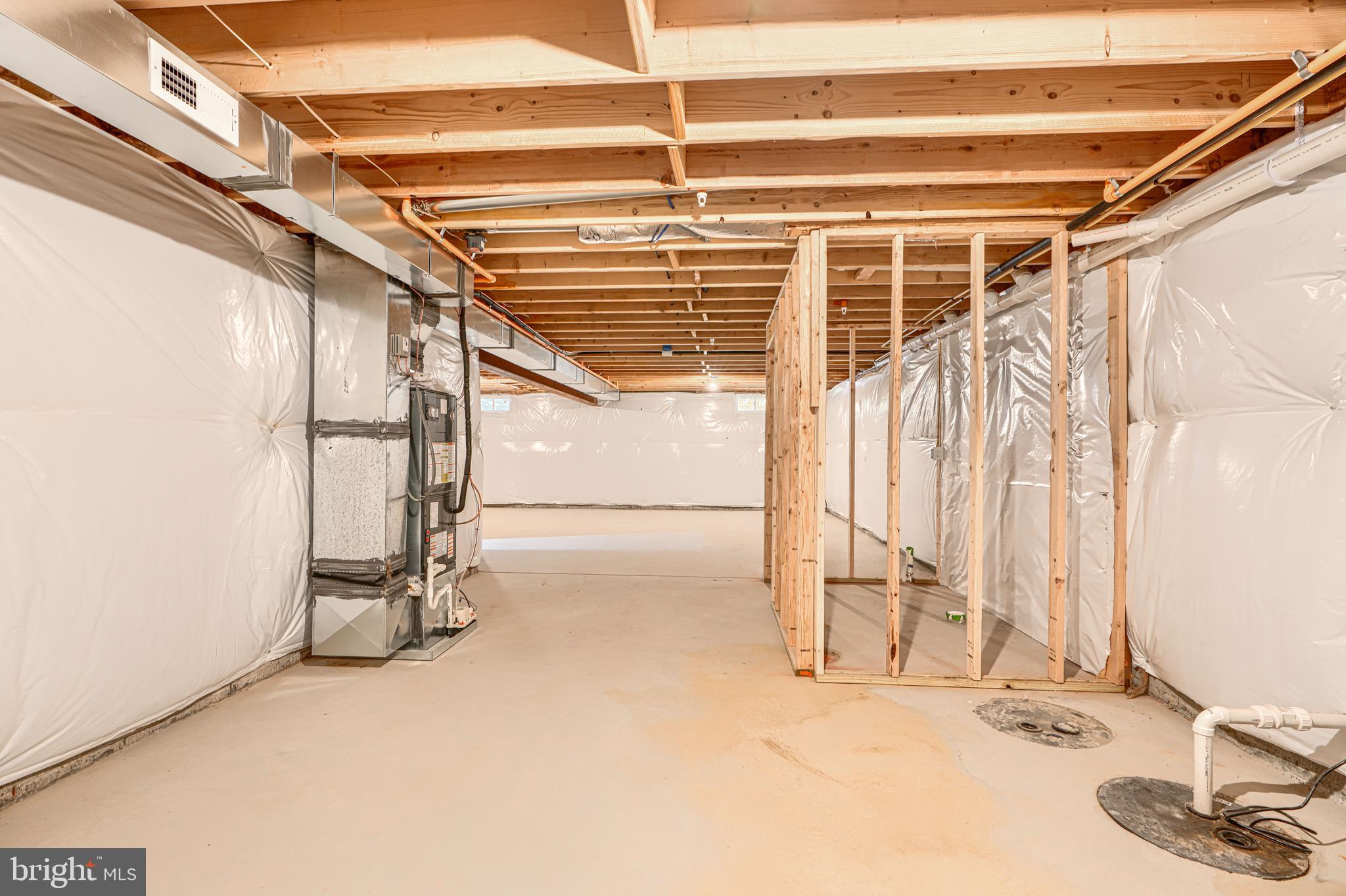 SHORELAND - Residential