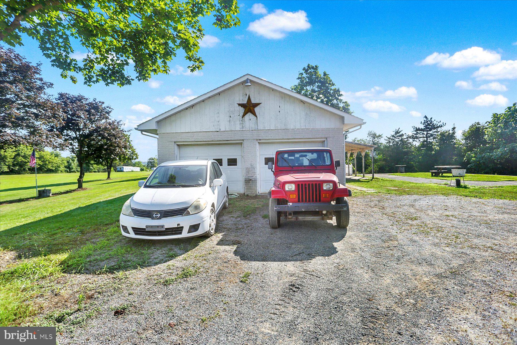 1814 FAIRGROUND ROAD