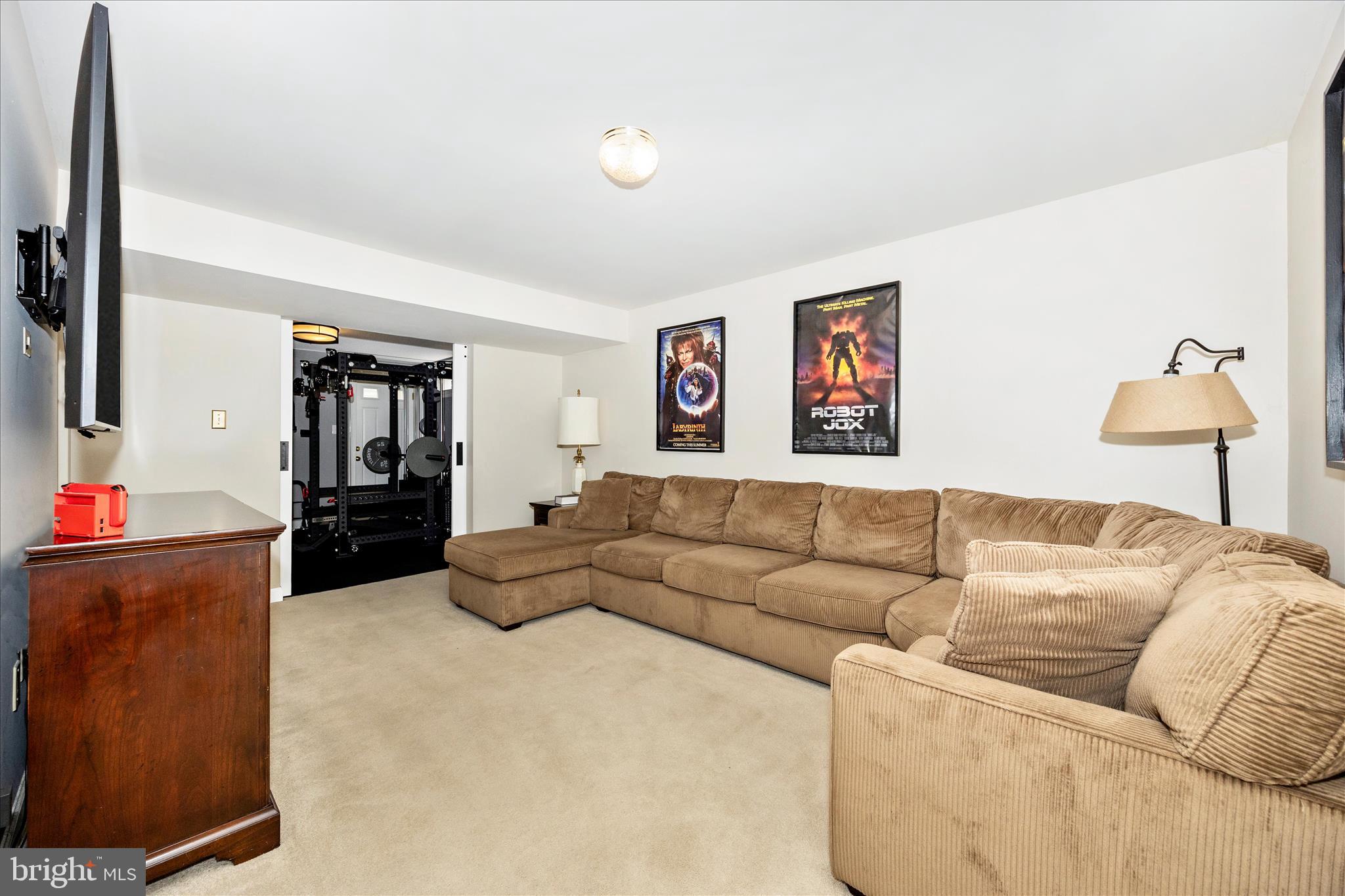 SPRING RIDGE - Residential