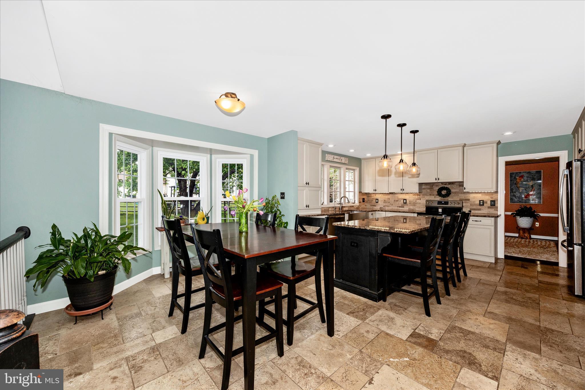 SPRING RIDGE - Residential