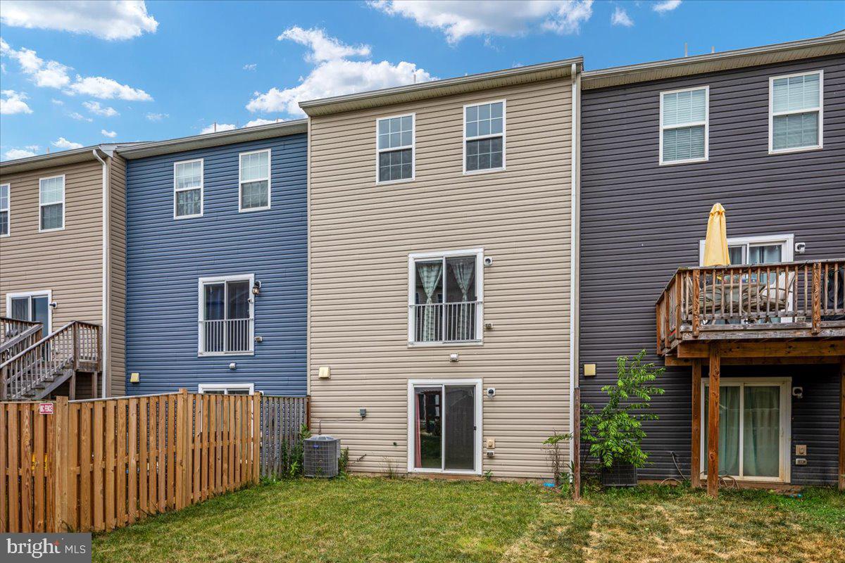 BERKELEY RIDGE - Residential