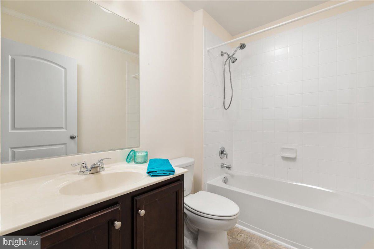 BERKELEY RIDGE - Residential