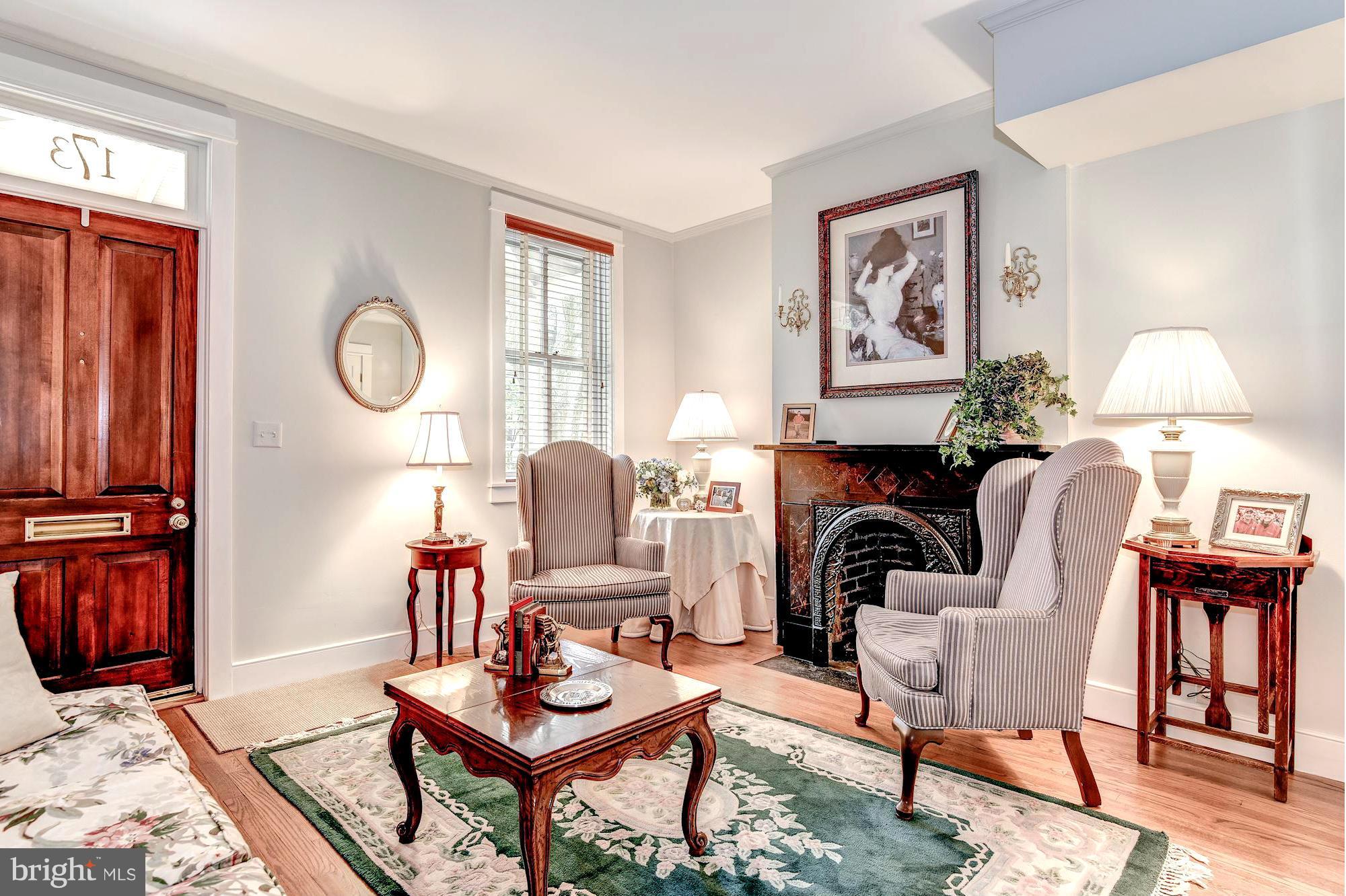 HISTORIC DISTRICT - Residential