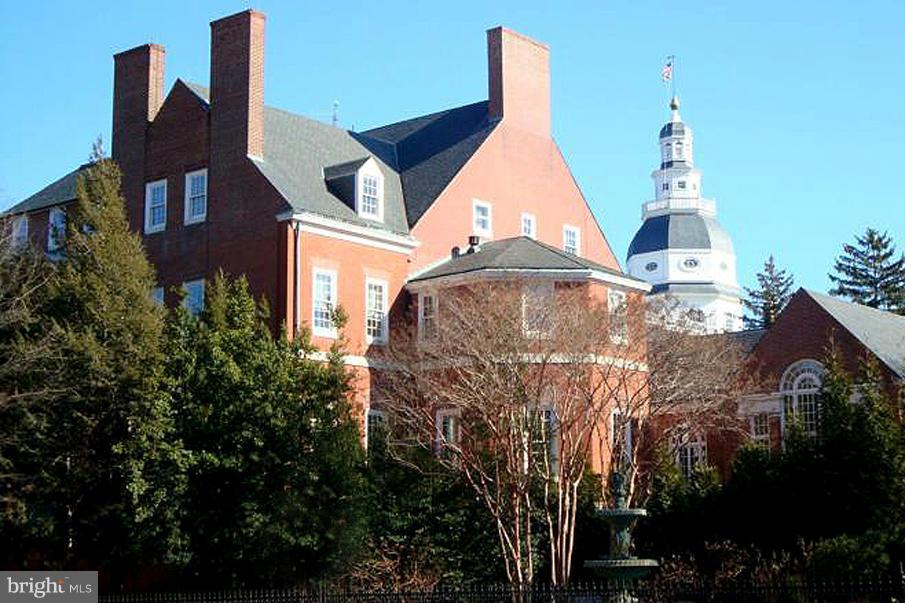 HISTORIC DISTRICT - Residential