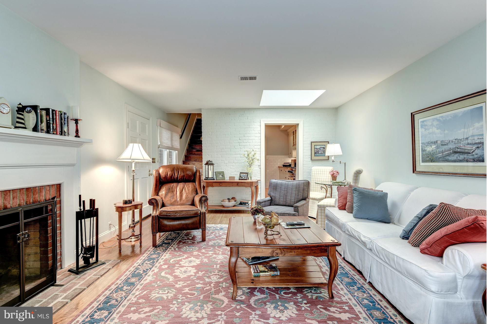 HISTORIC DISTRICT - Residential