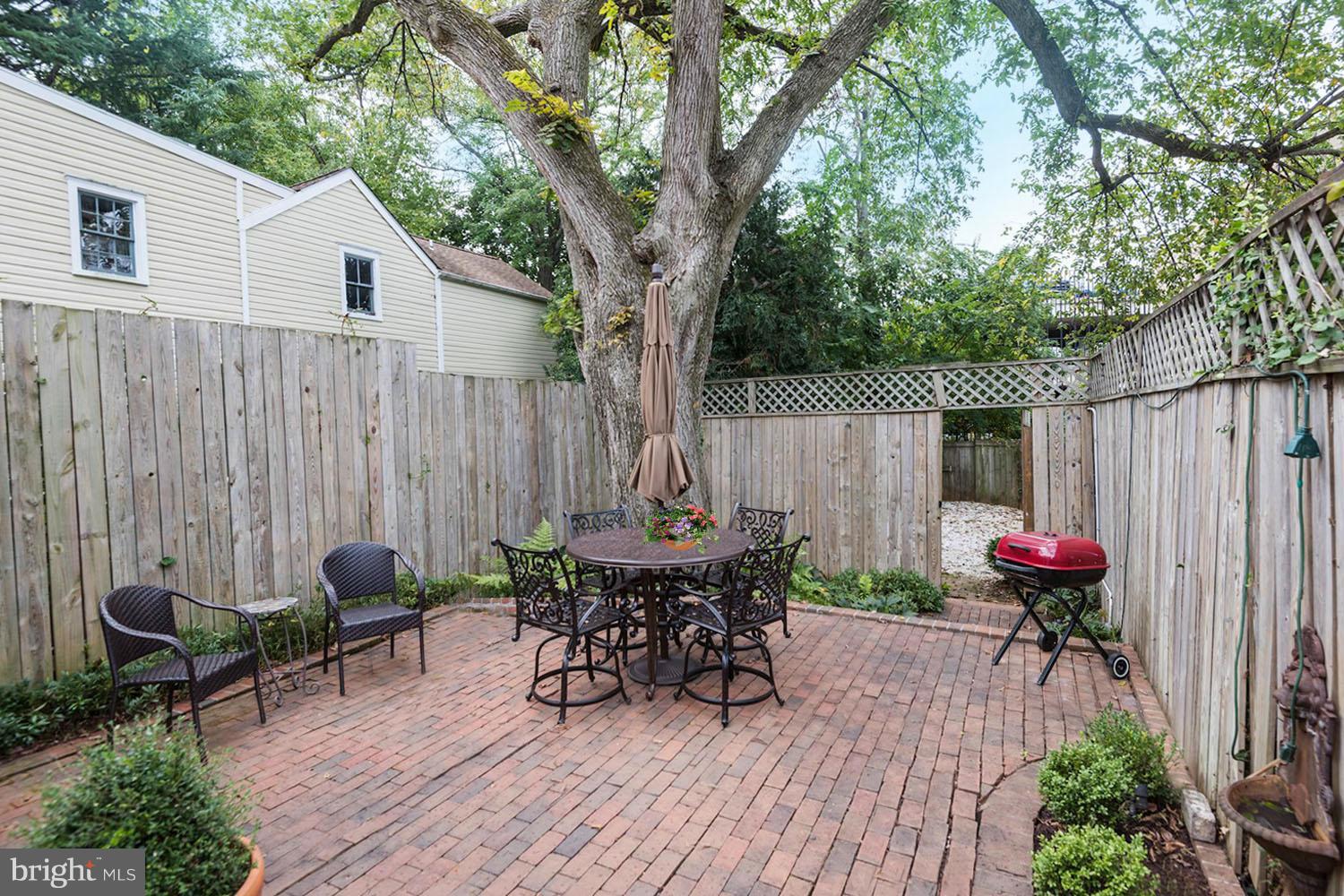 HISTORIC DISTRICT - Residential