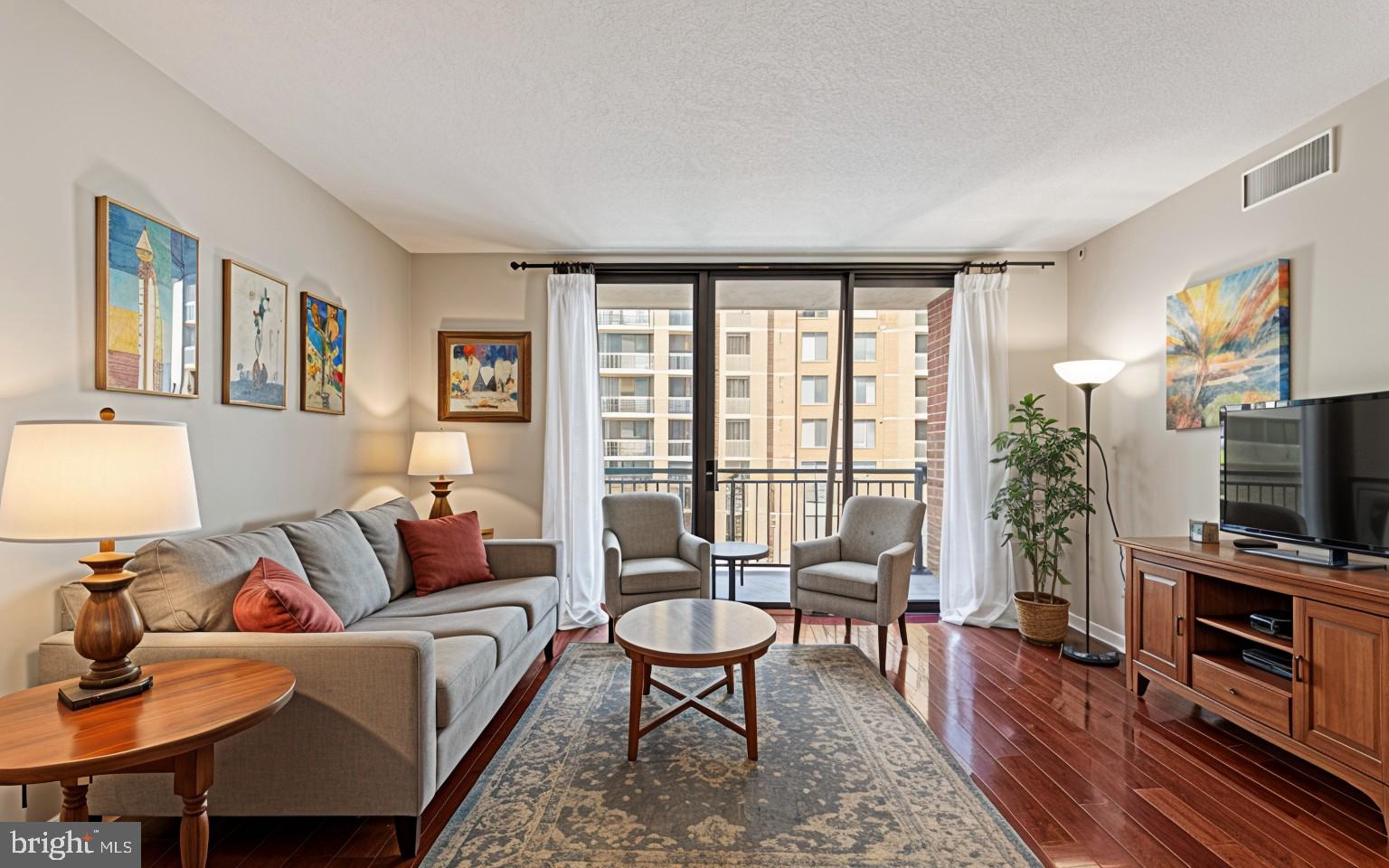 GALLERY AT WHITE FLINT - Residential