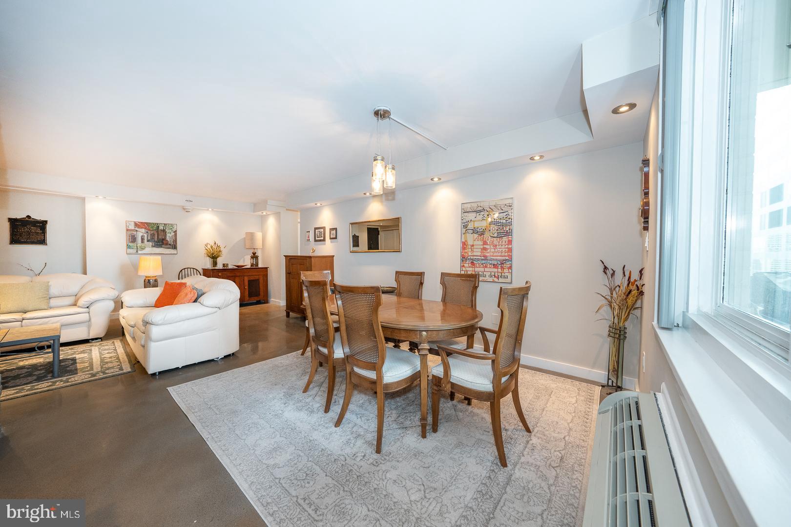 RITTENHOUSE SQUARE - Residential