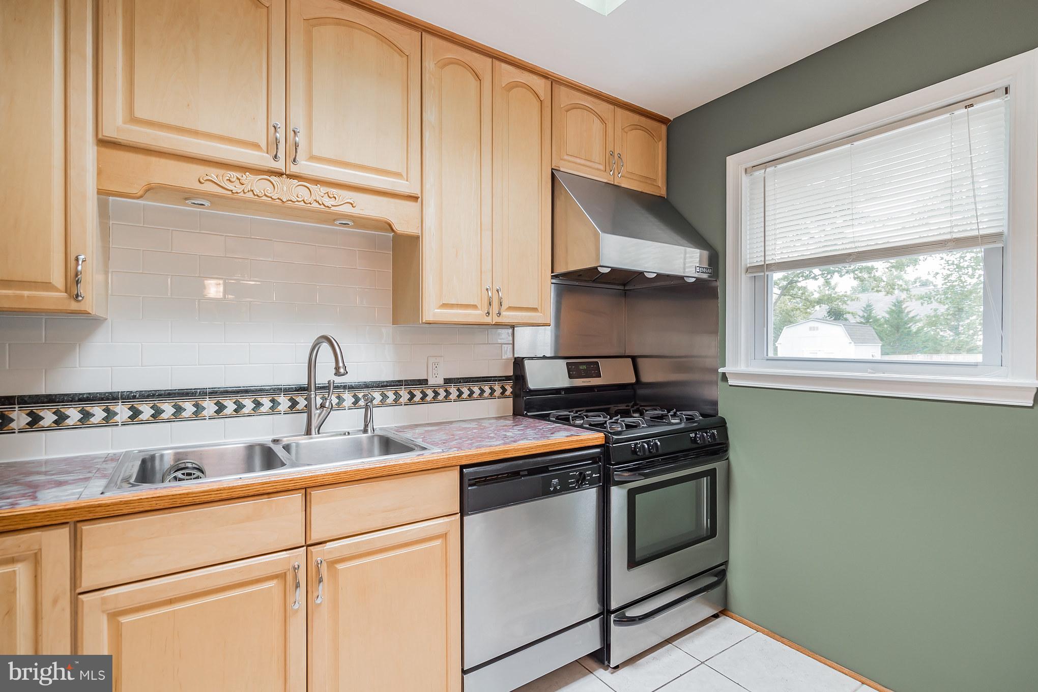 DALE CITY - Residential