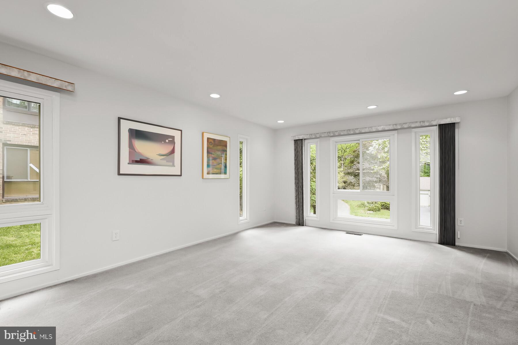 EAST GATE OF POTOMAC - Residential