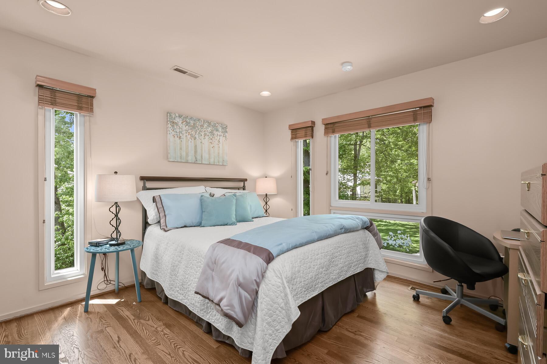 EAST GATE OF POTOMAC - Residential