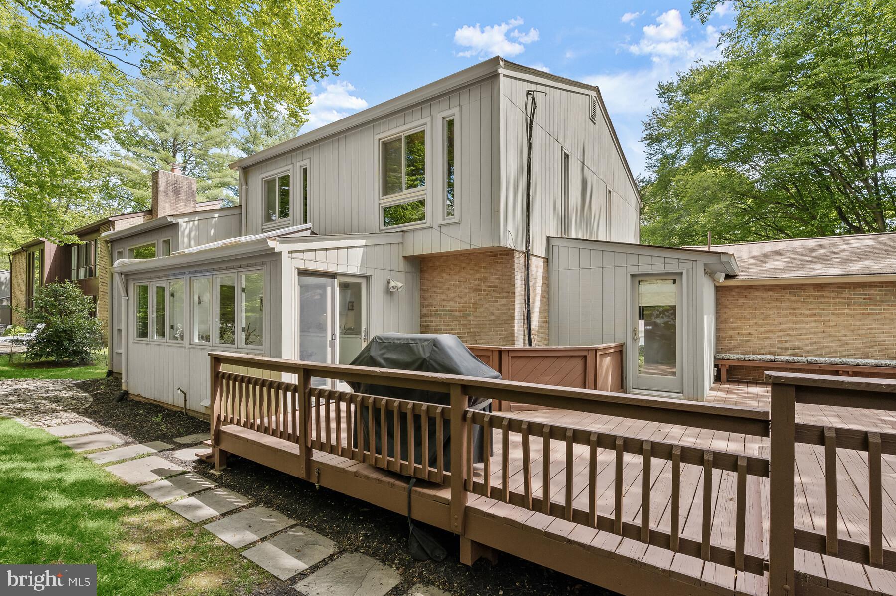 EAST GATE OF POTOMAC - Residential