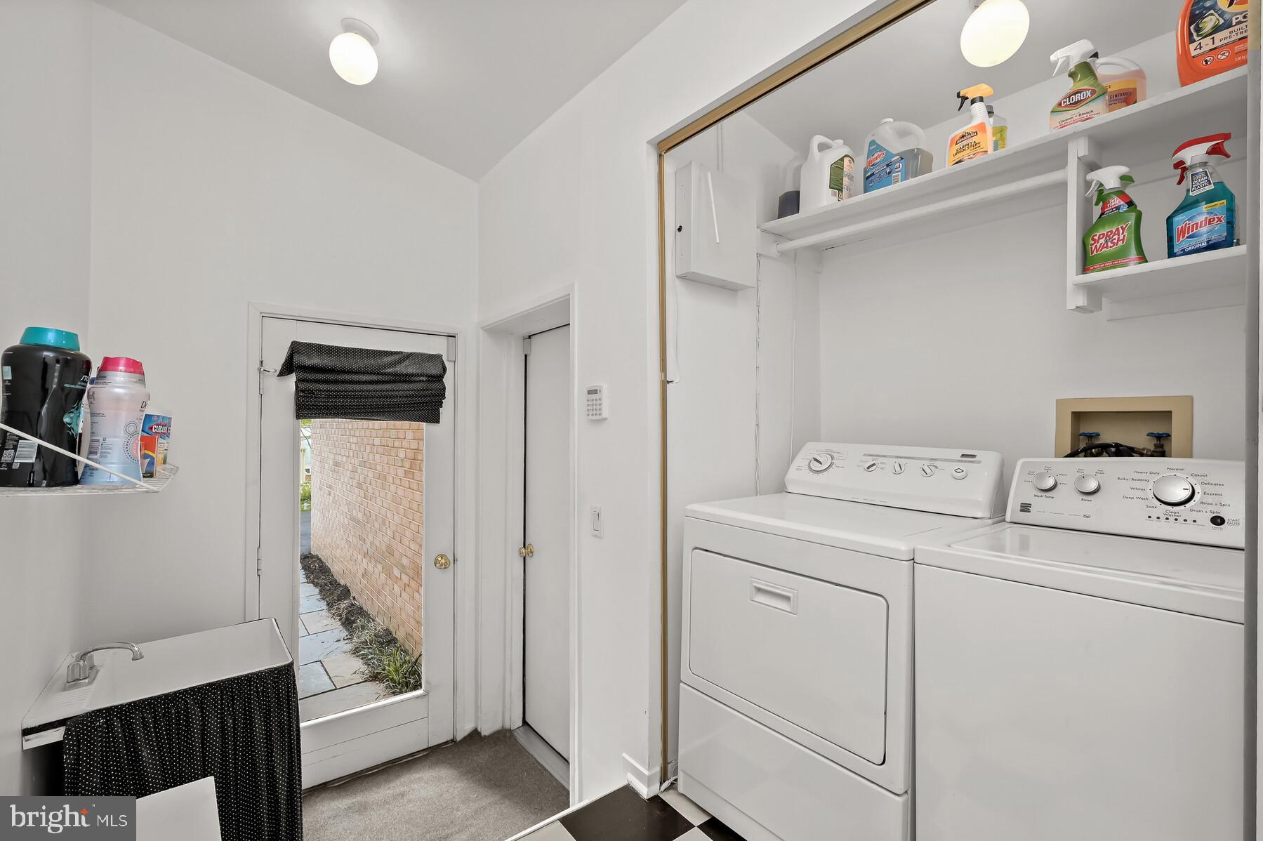 EAST GATE OF POTOMAC - Residential