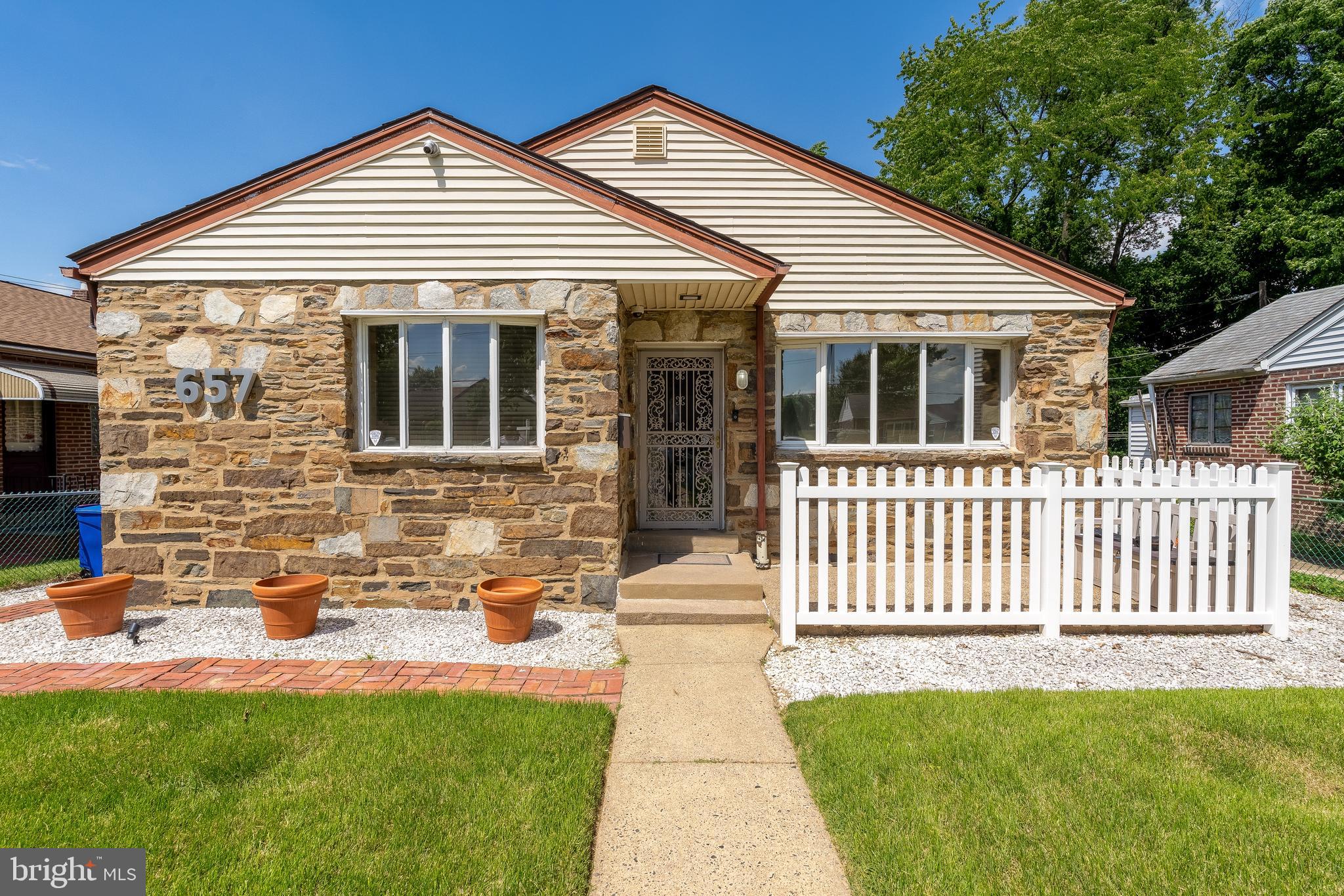 SOMERTON - Residential