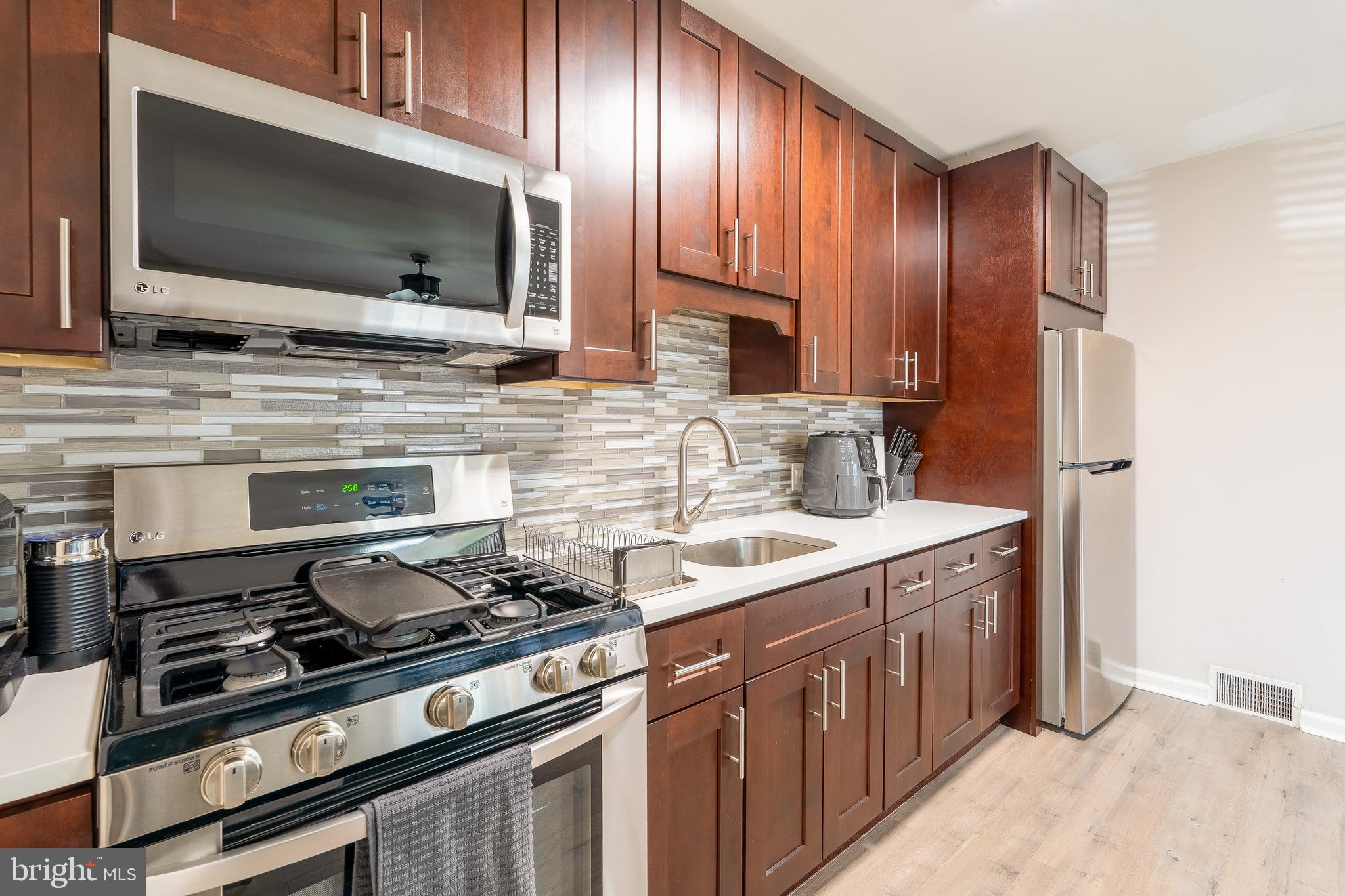 SOMERTON - Residential