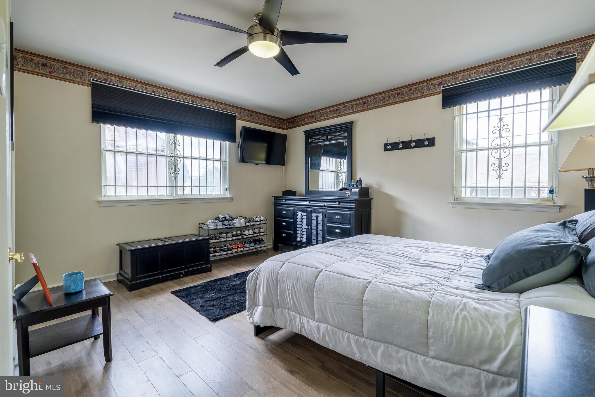 SOMERTON - Residential