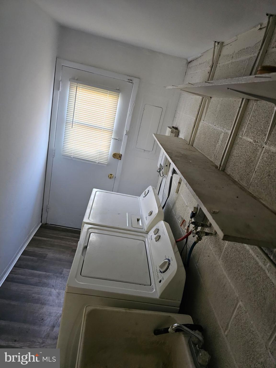 WARFIELD CONDOMINIUMS - Residential