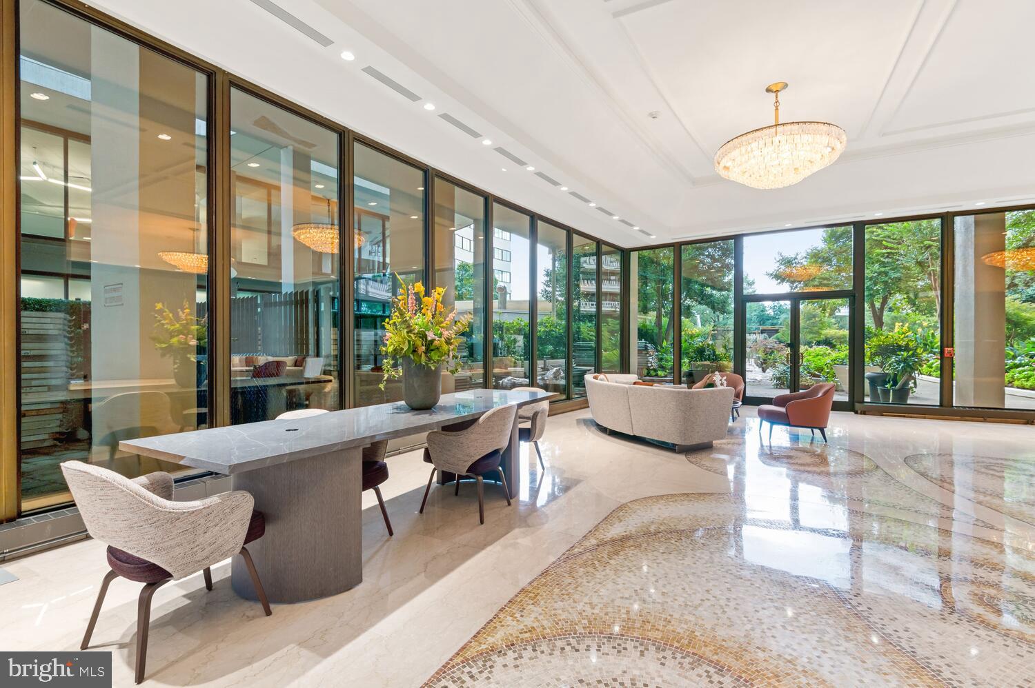 FOGGY BOTTOM - Residential