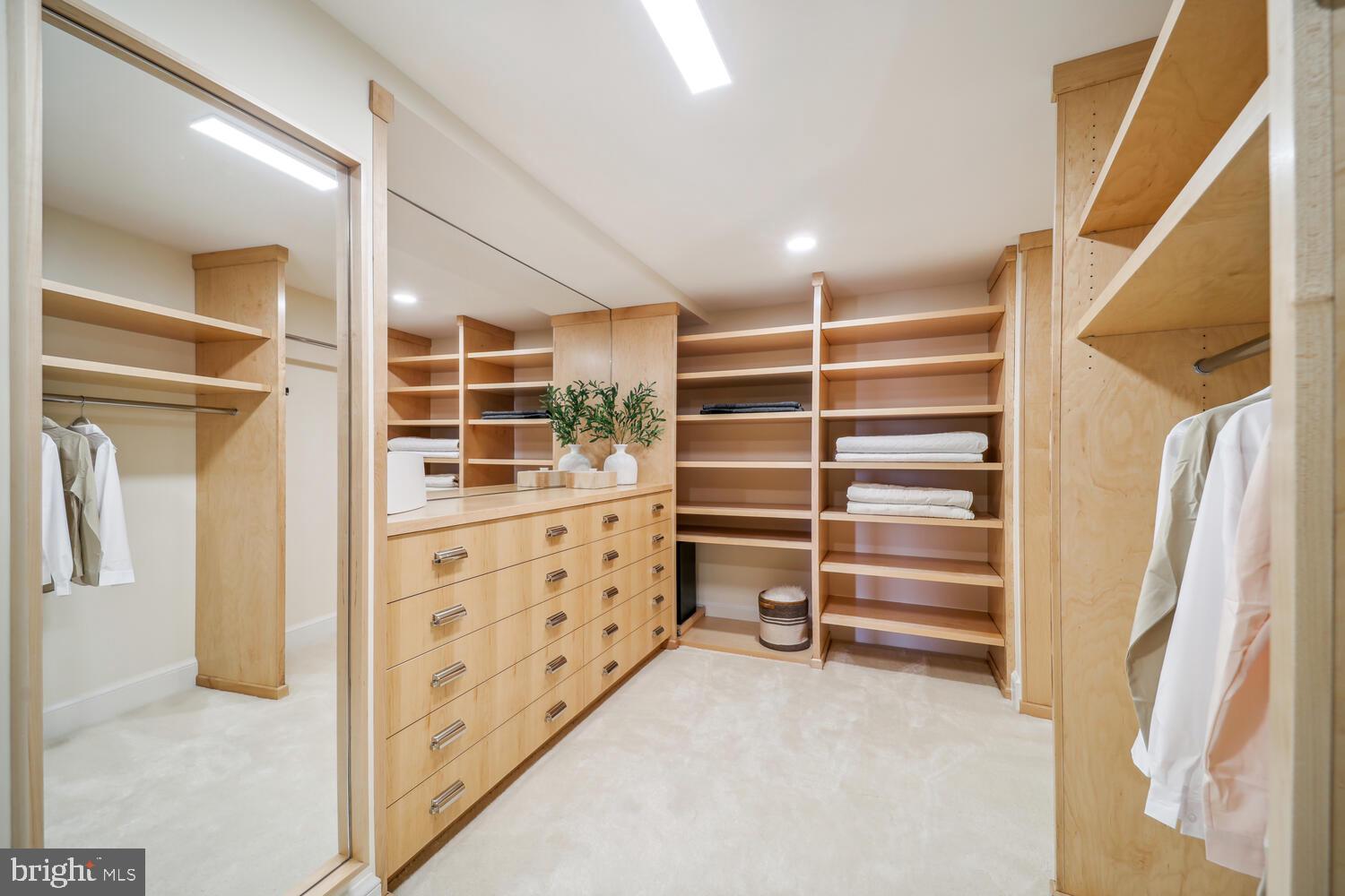 FOGGY BOTTOM - Residential