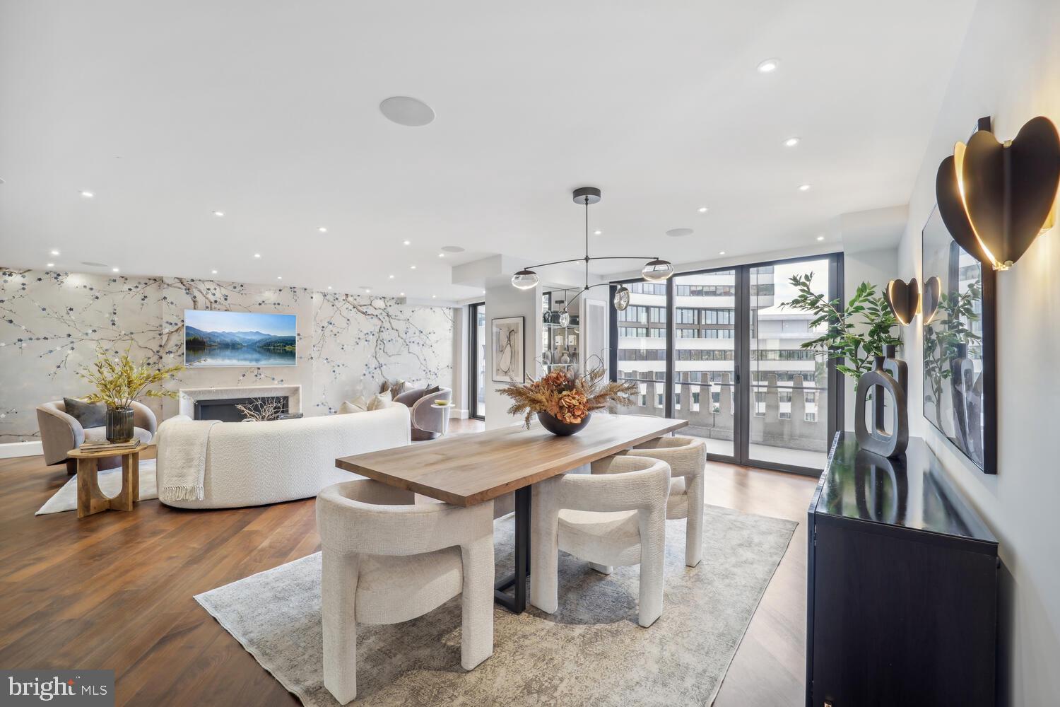 FOGGY BOTTOM - Residential