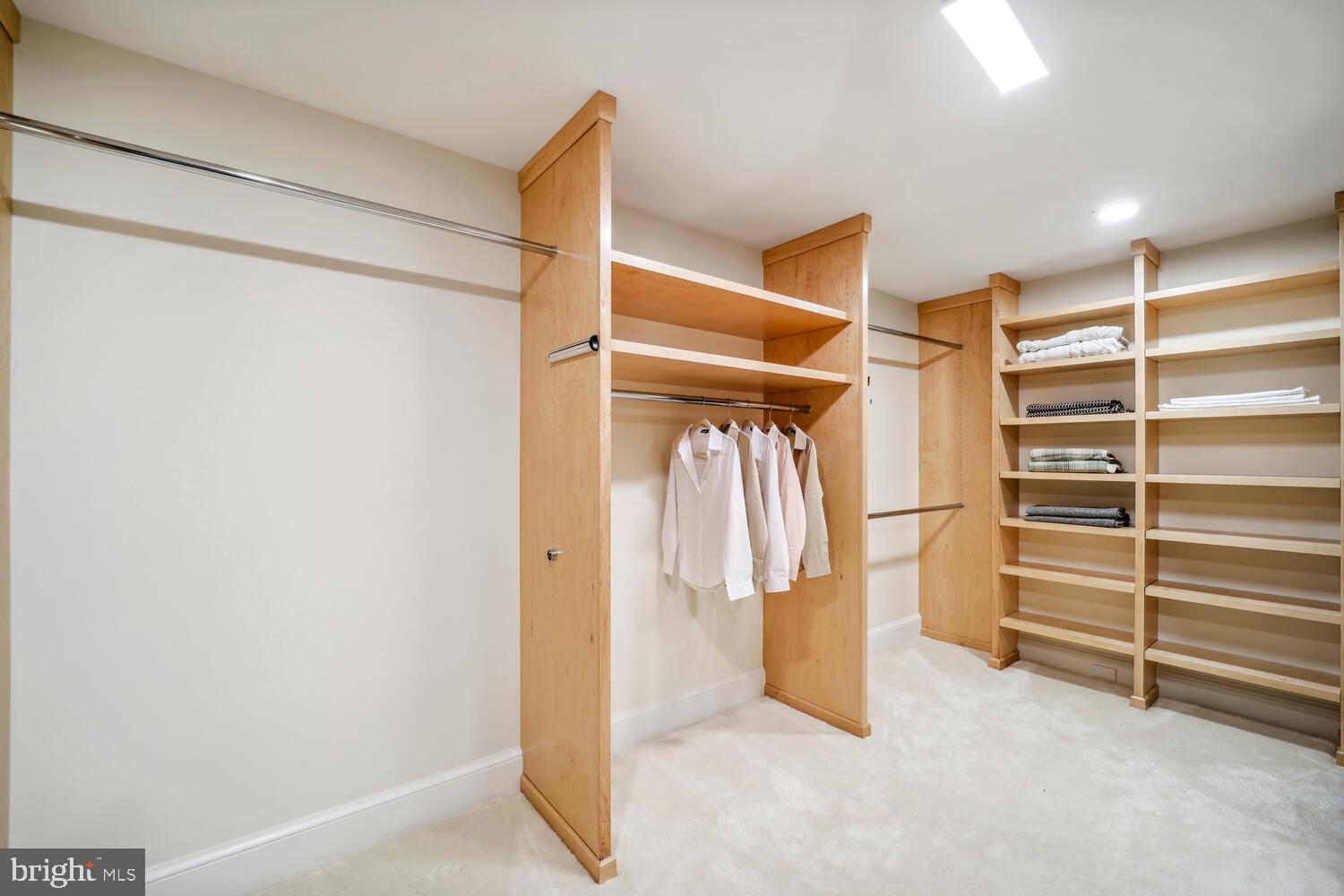 FOGGY BOTTOM - Residential