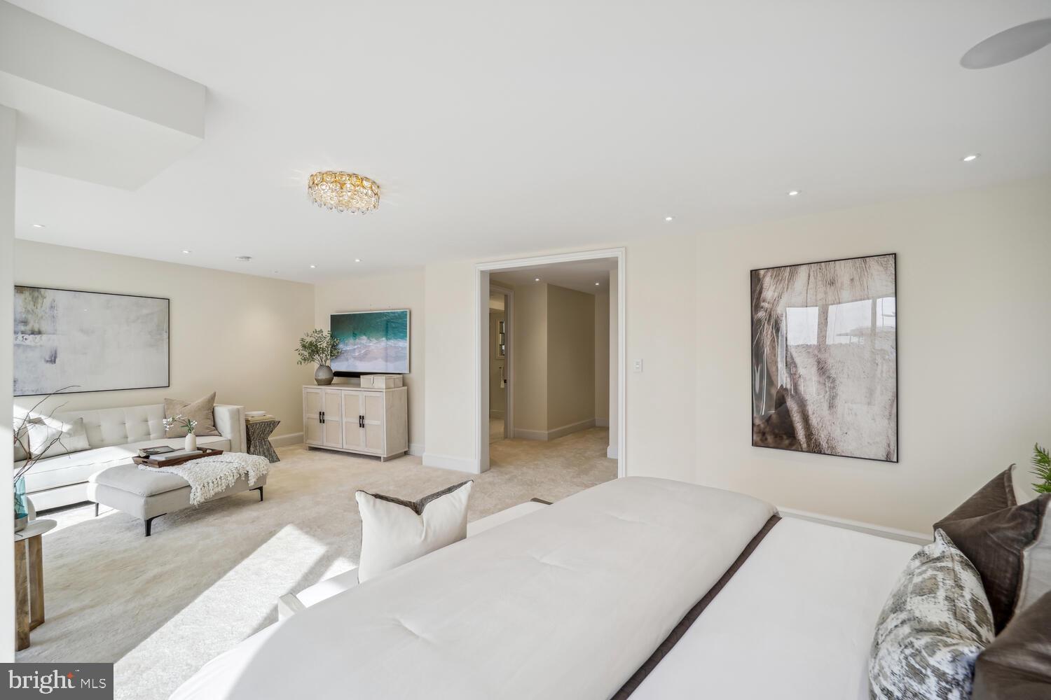 FOGGY BOTTOM - Residential