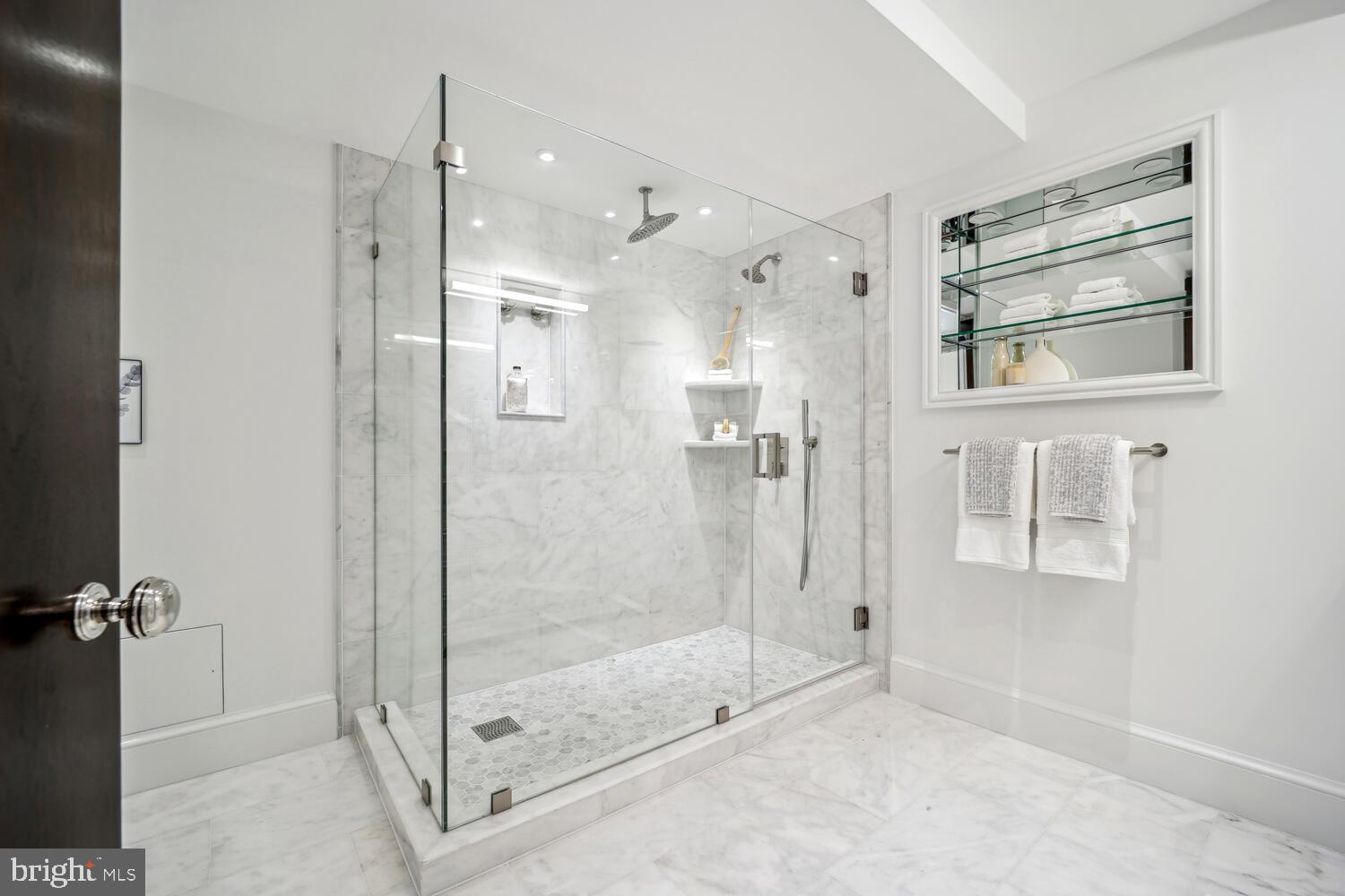 FOGGY BOTTOM - Residential