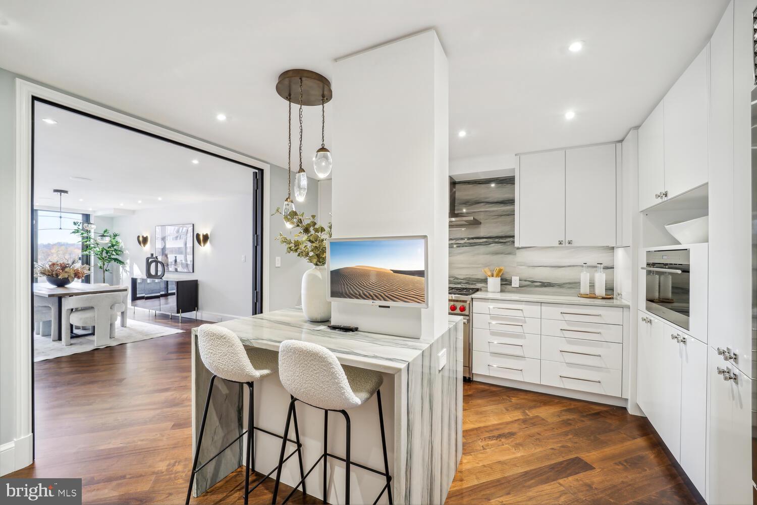 FOGGY BOTTOM - Residential