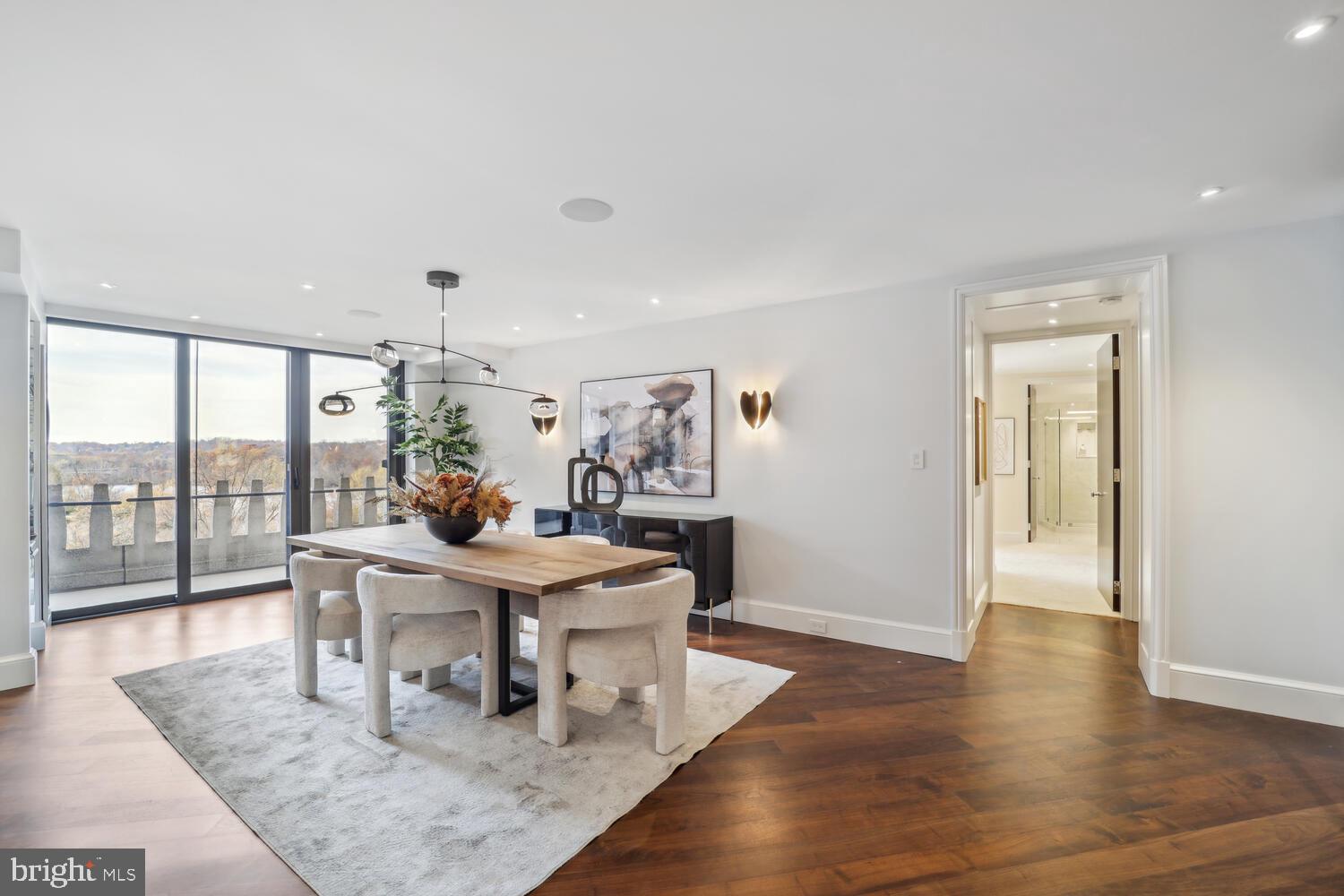 FOGGY BOTTOM - Residential
