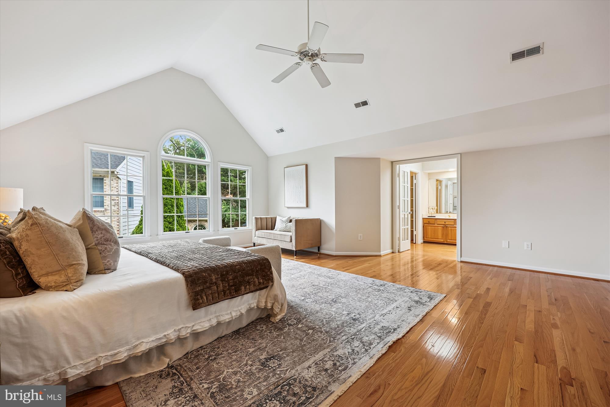 ROSE HILL FALLS - Residential