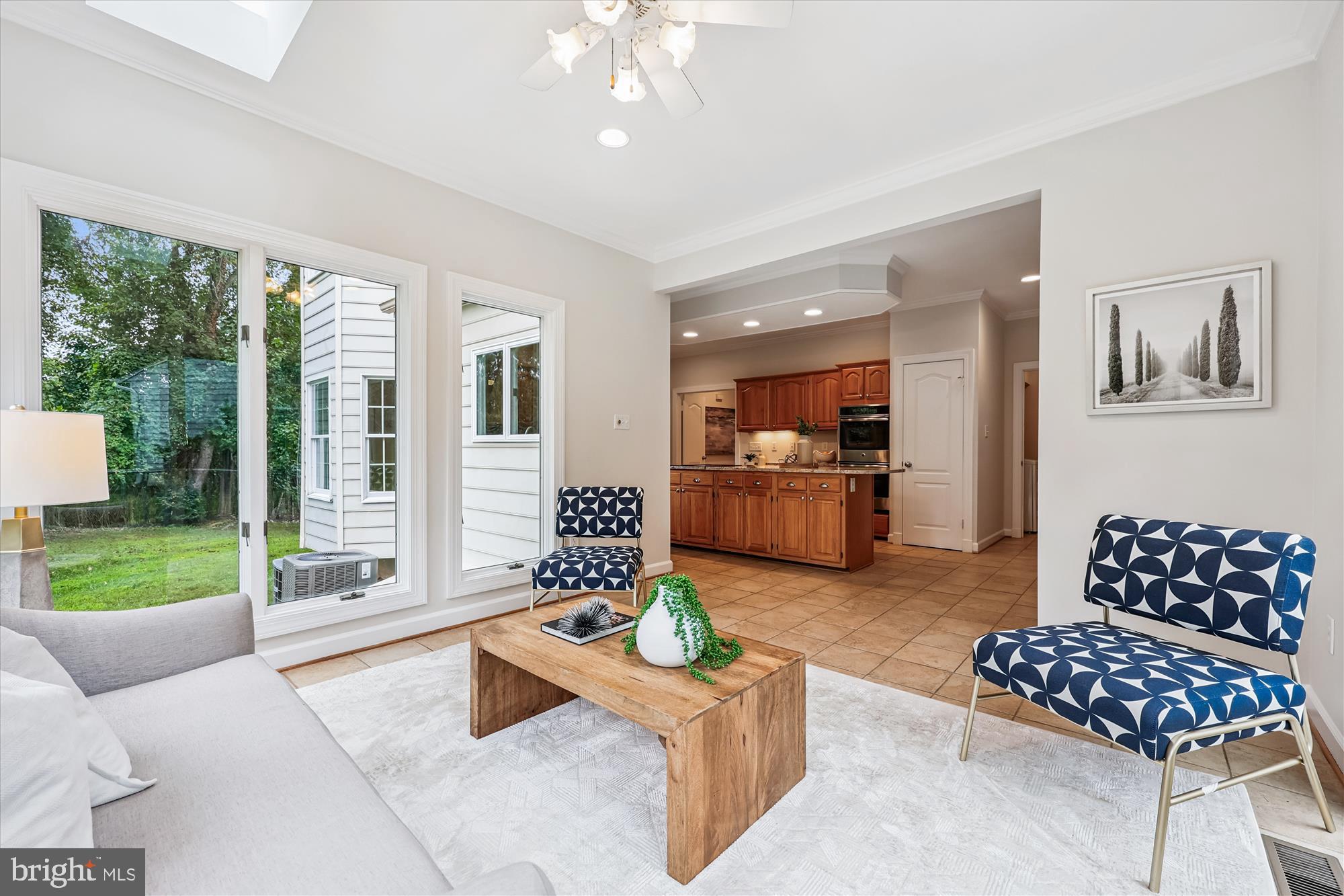 ROSE HILL FALLS - Residential