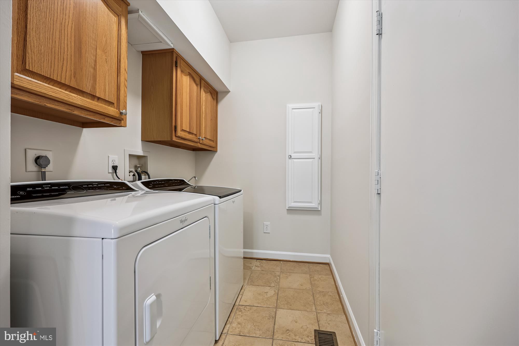 ROSE HILL FALLS - Residential