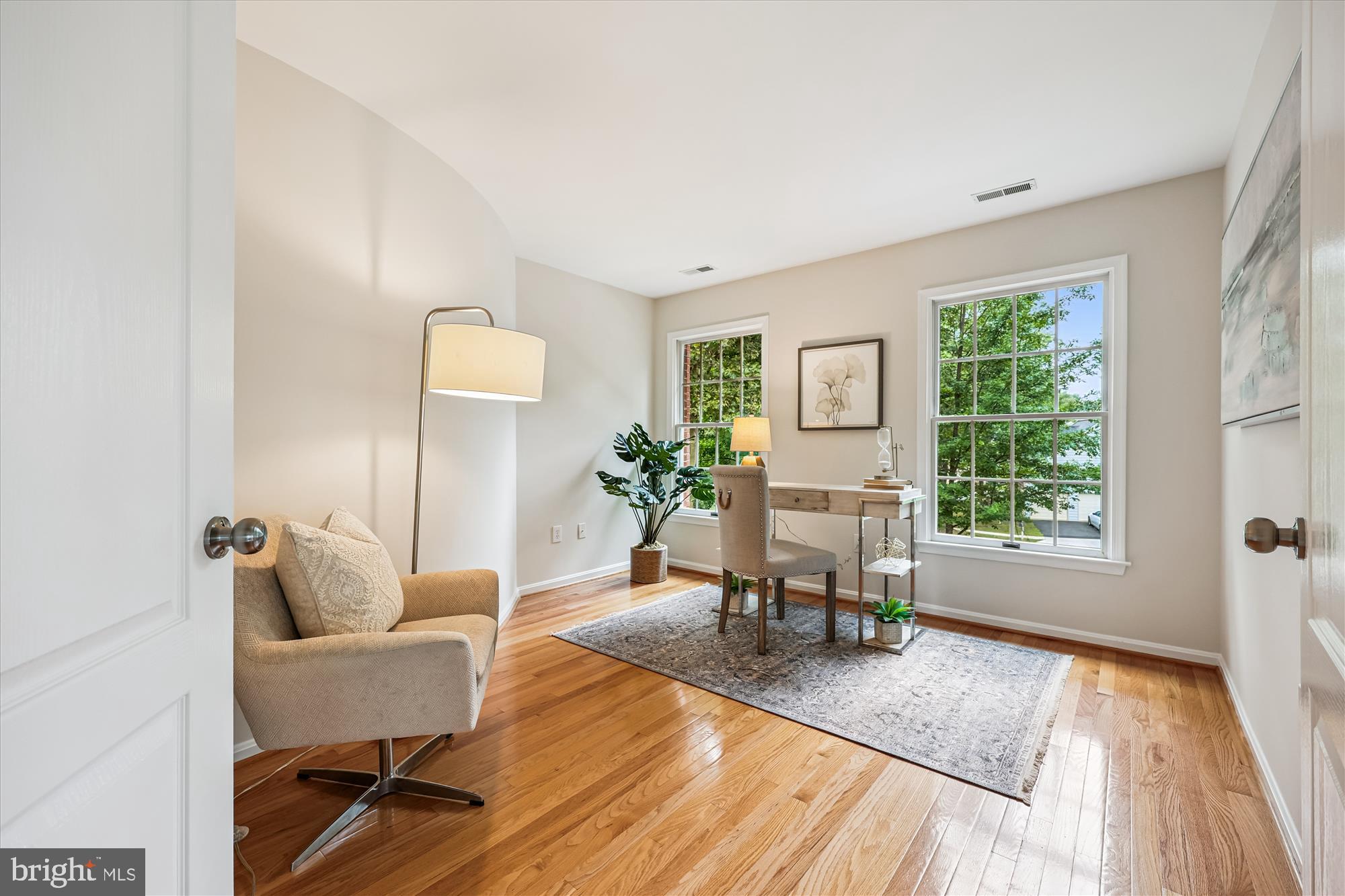 ROSE HILL FALLS - Residential