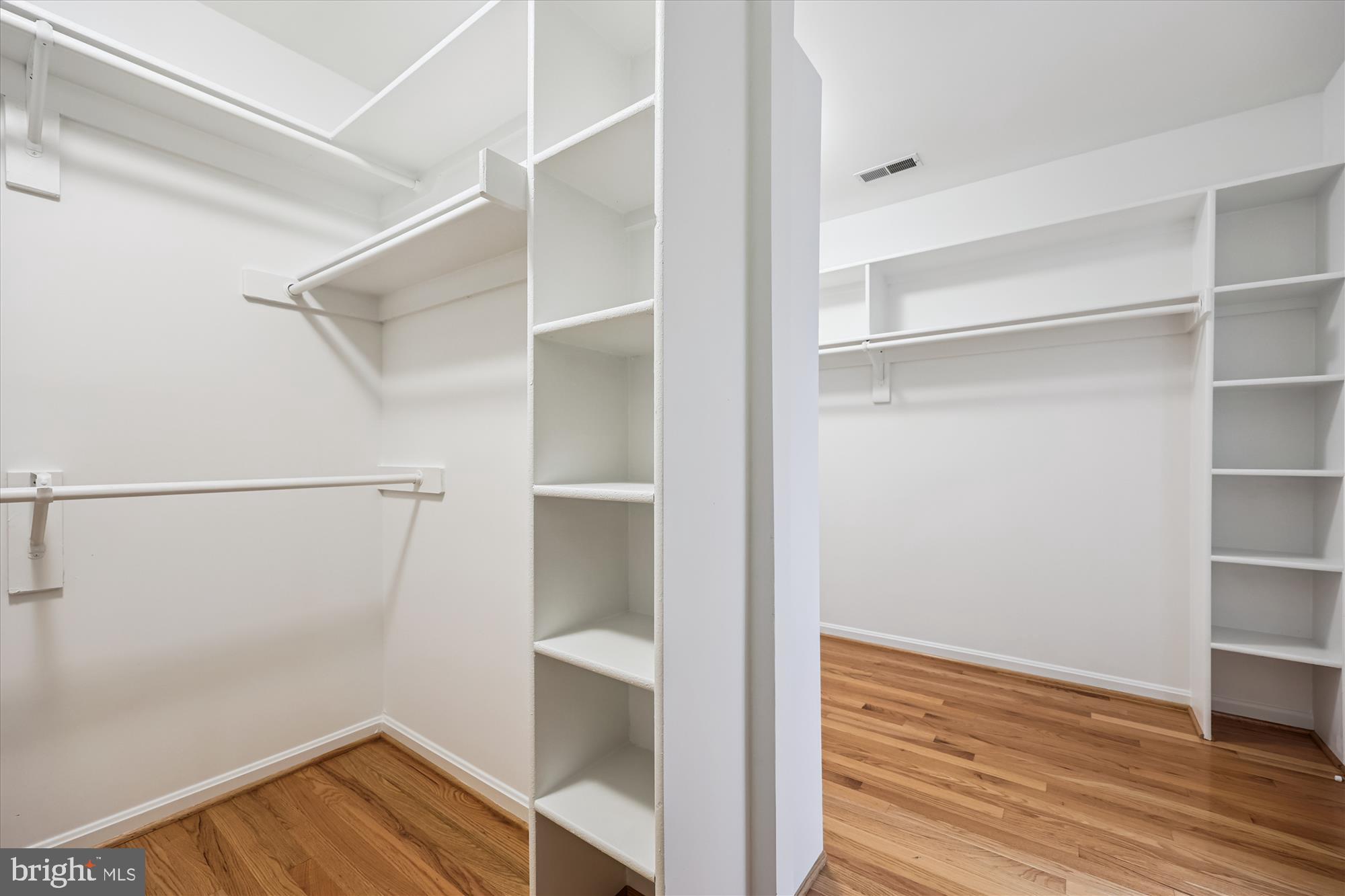 ROSE HILL FALLS - Residential