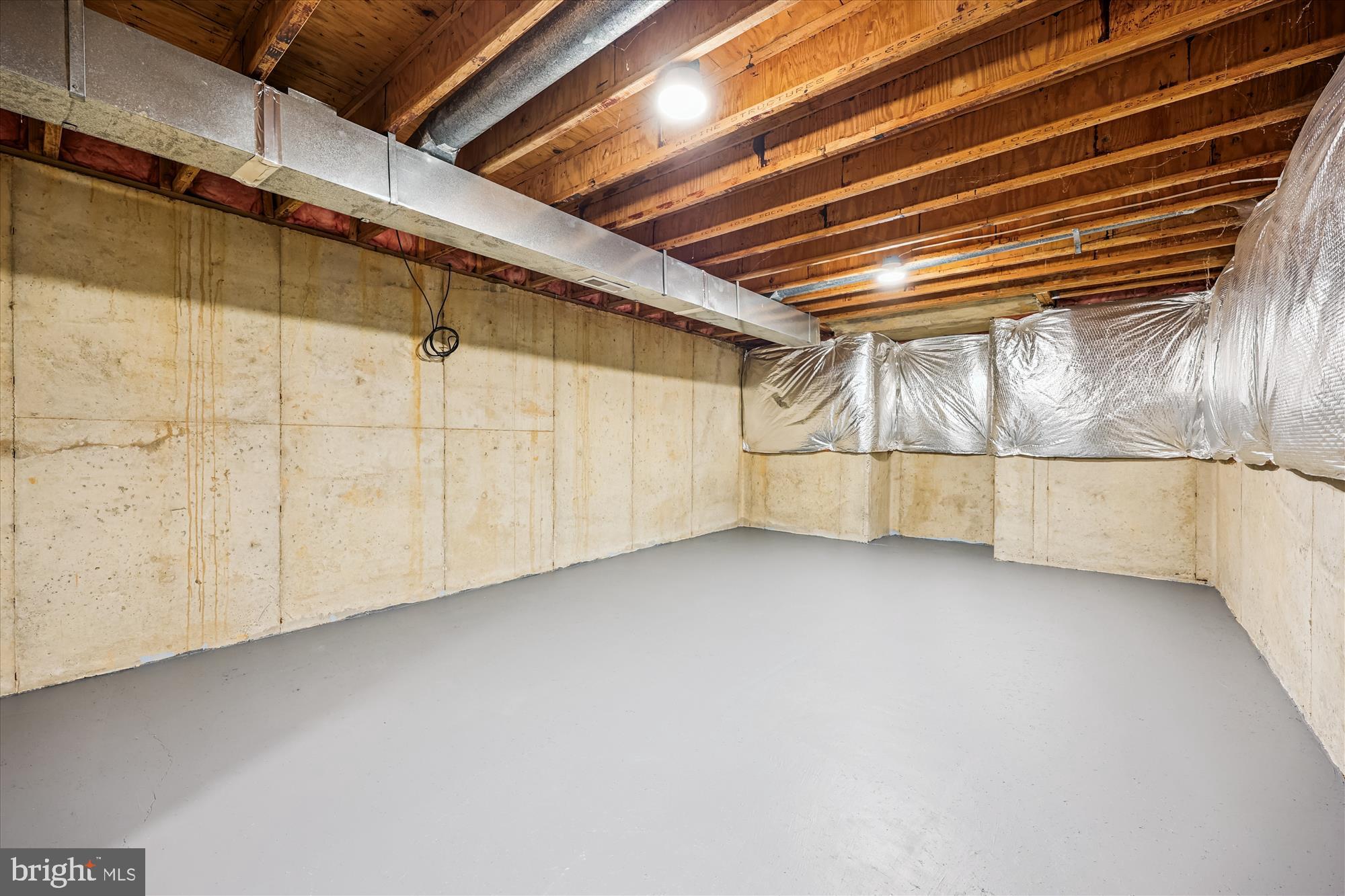 ROSE HILL FALLS - Residential