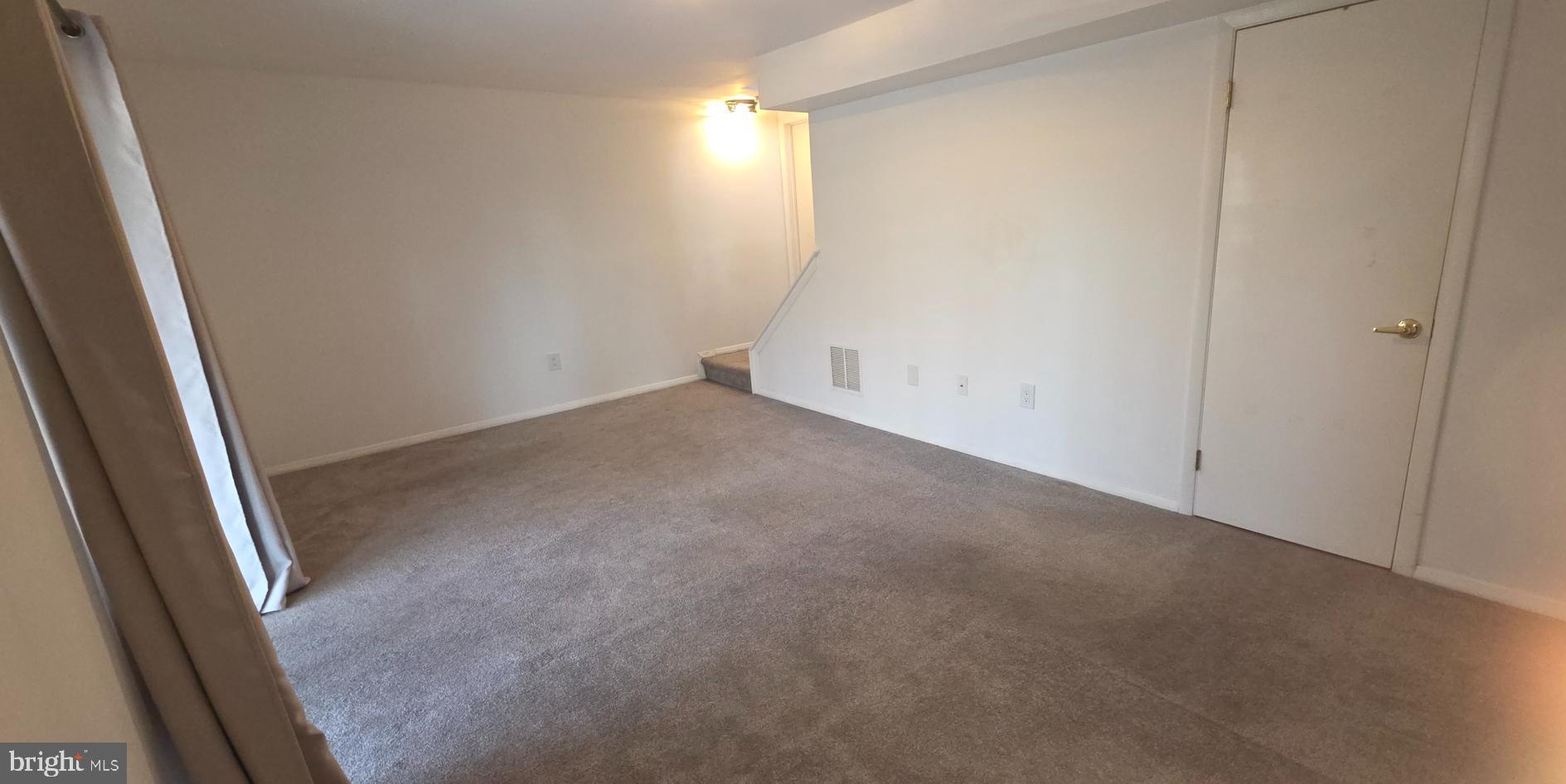 ELIZABETHS LANDING - Residential