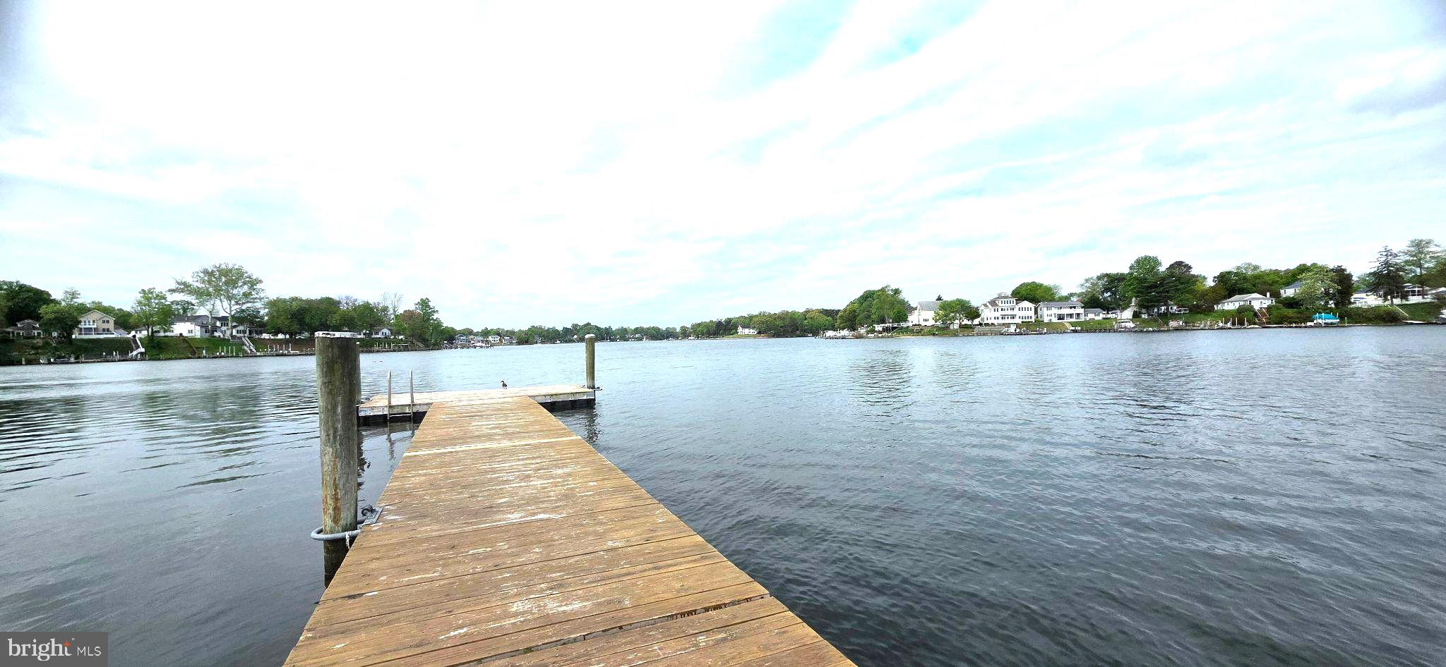ELIZABETHS LANDING - Residential