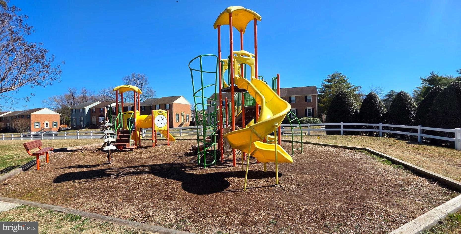 ELIZABETHS LANDING - Residential