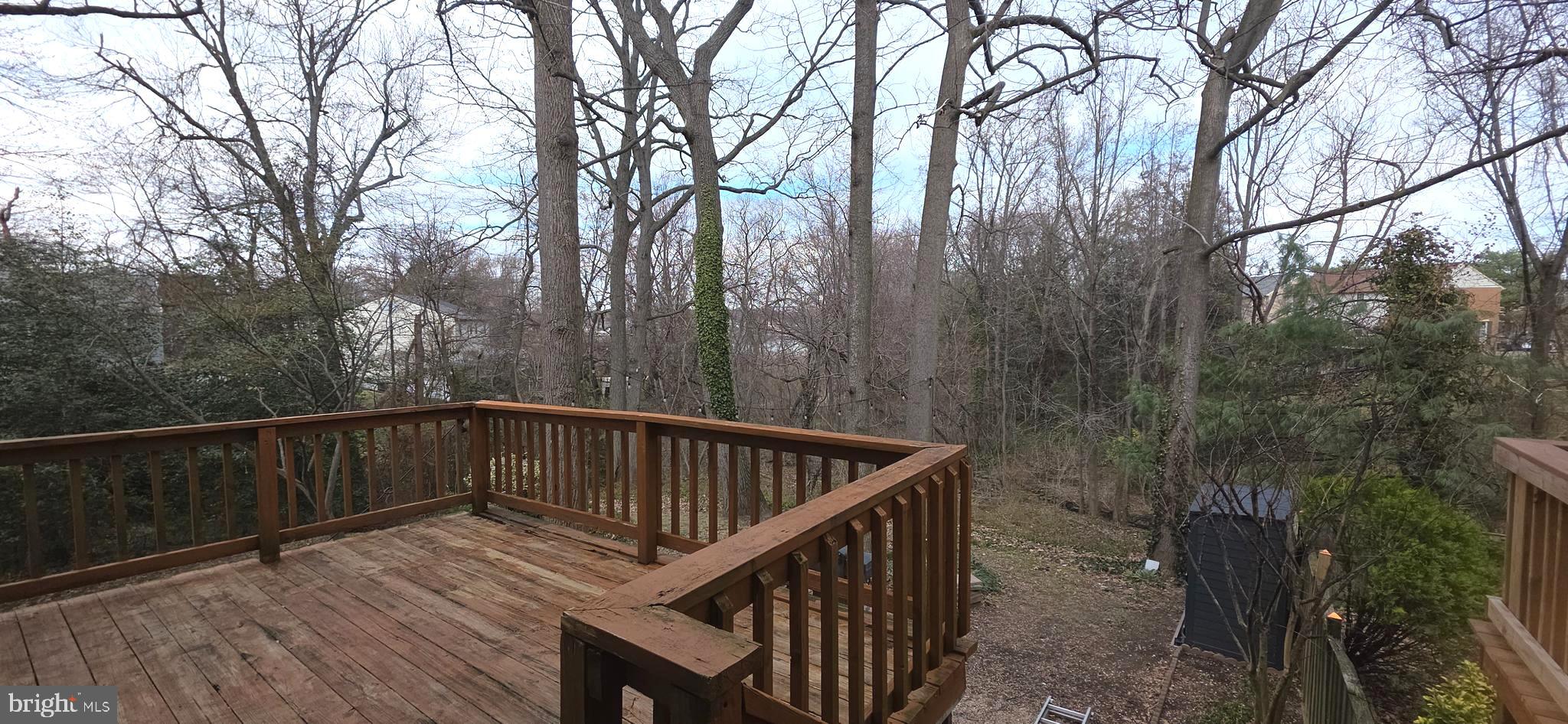 ELIZABETHS LANDING - Residential