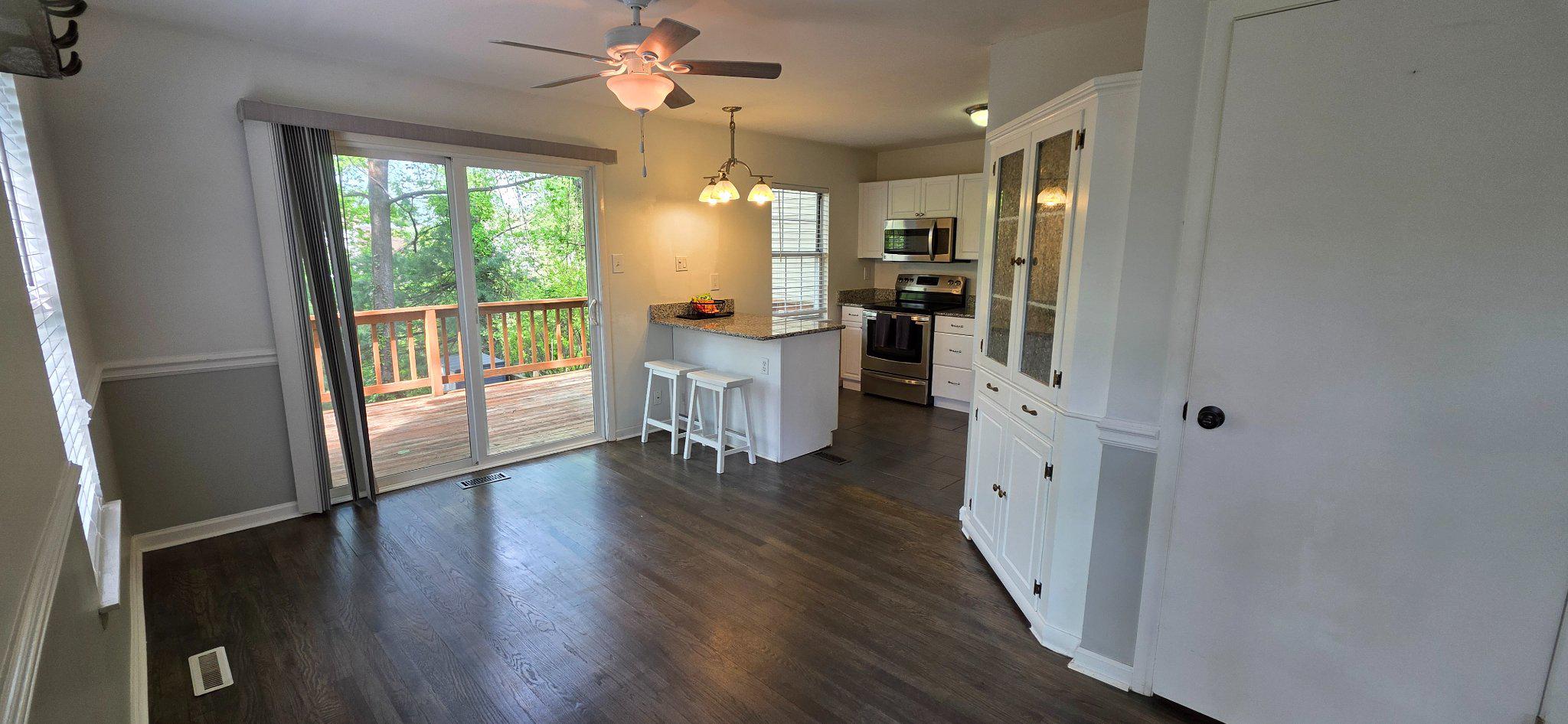 ELIZABETHS LANDING - Residential