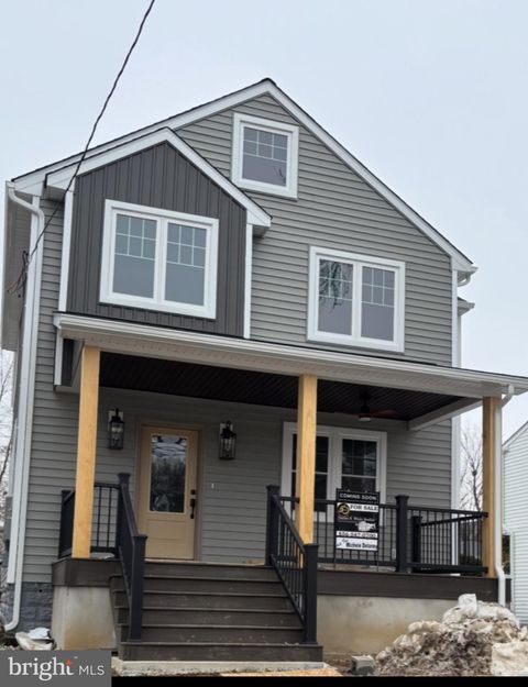 1833 W HIGH STREET HADDON HEIGHTS NJ 08035