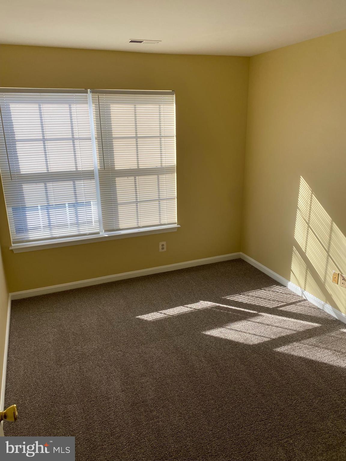 COURTS AT STAFFORD - Residential Lease