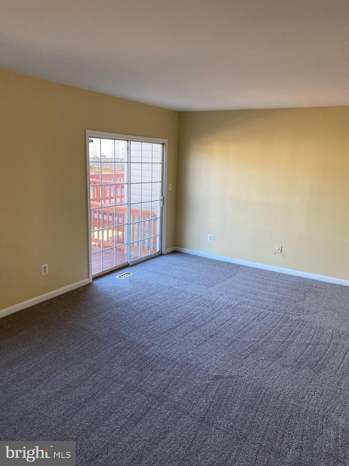 COURTS AT STAFFORD - Residential Lease