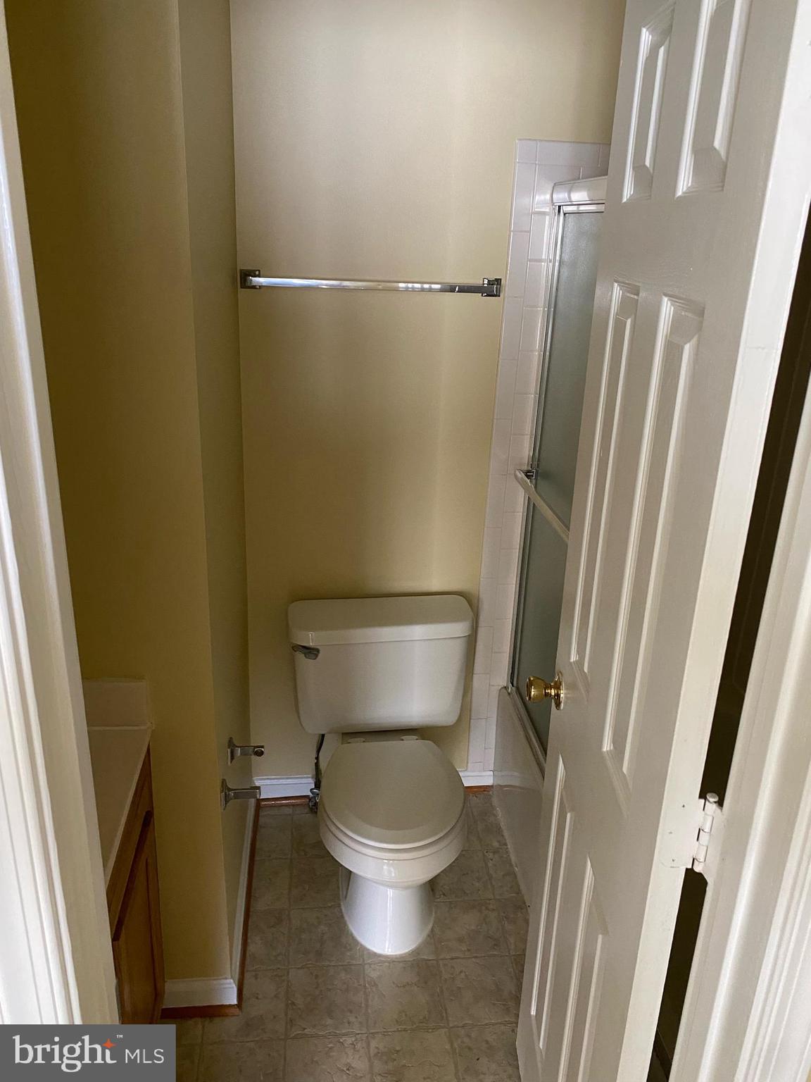 COURTS AT STAFFORD - Residential Lease