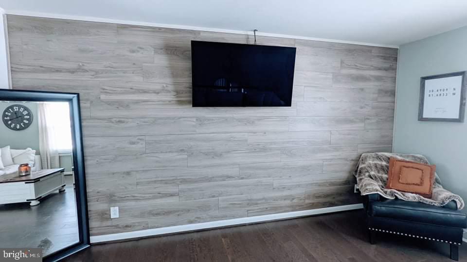 CAL ACRES - Residential