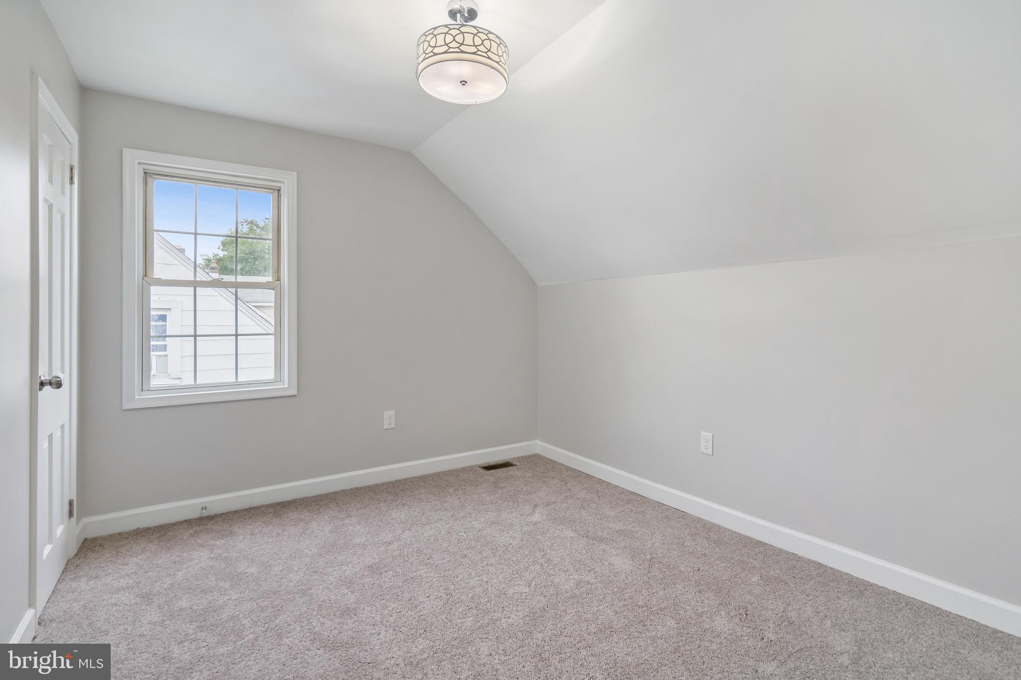 OVERLEA - Residential