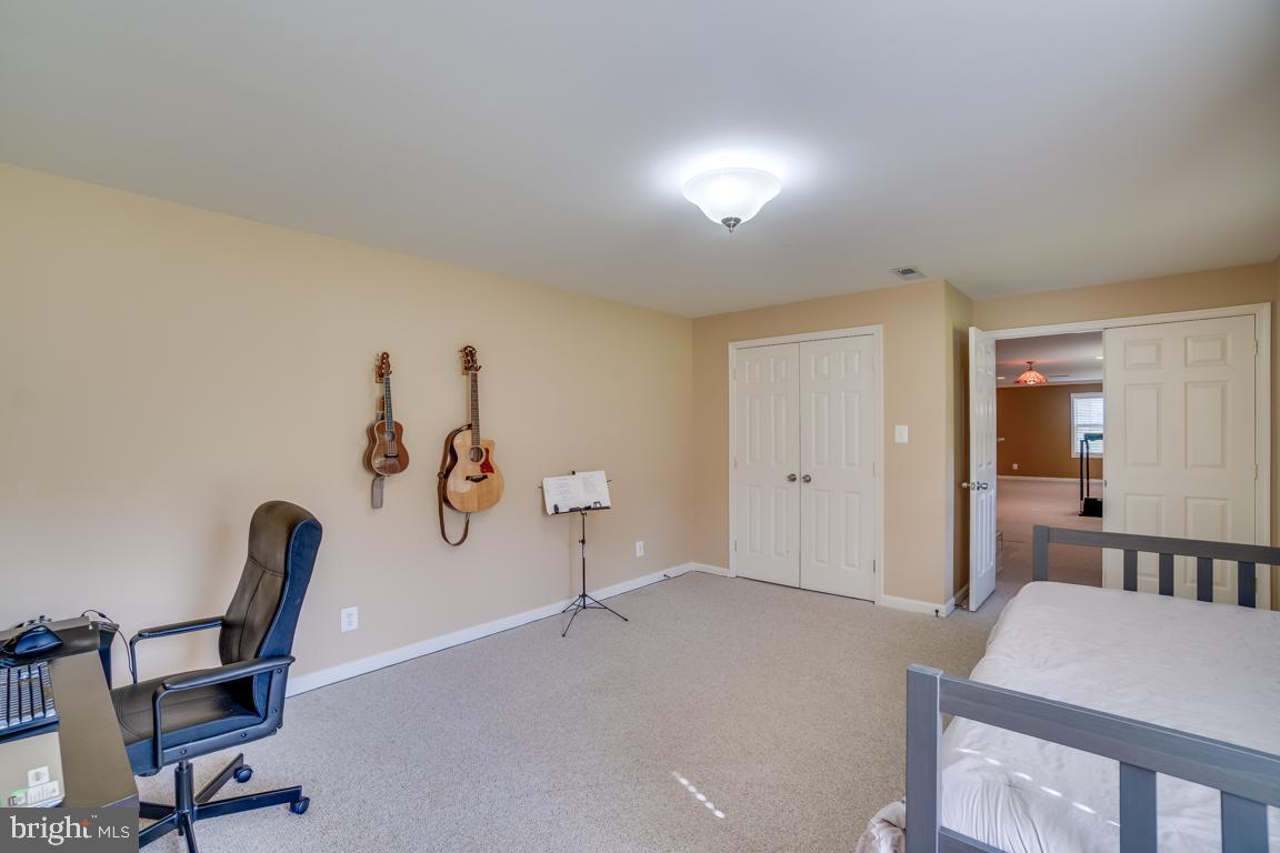 CEDAR RUN - Residential