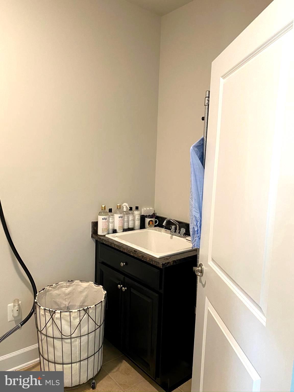 MAPLE LAWN SOUTH - Residential Lease