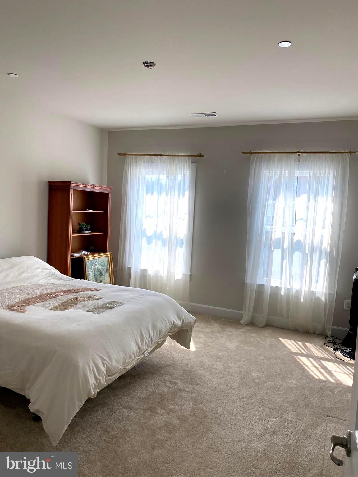 MAPLE LAWN SOUTH - Residential Lease