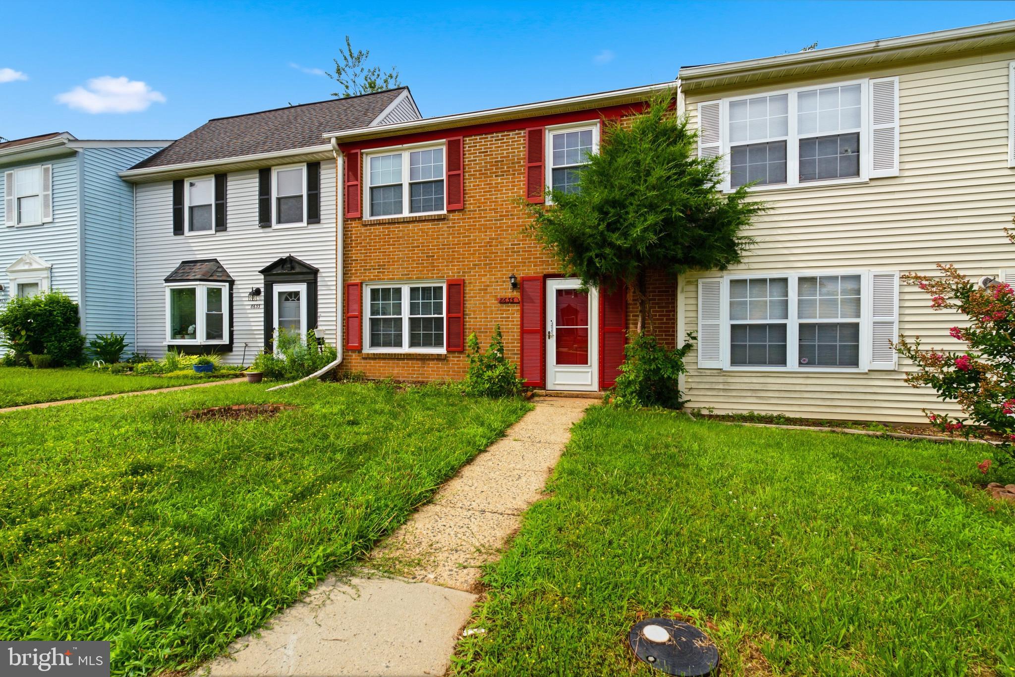 8635 REINECKE COURT
